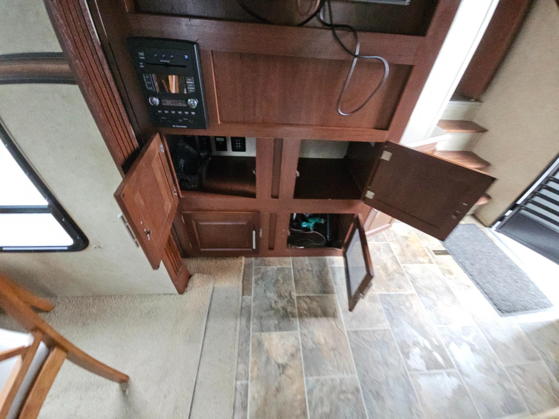 2015 Forest River RV 2015 Forest River RV Rockwood Signature Ultra Lite - thumbnail 26