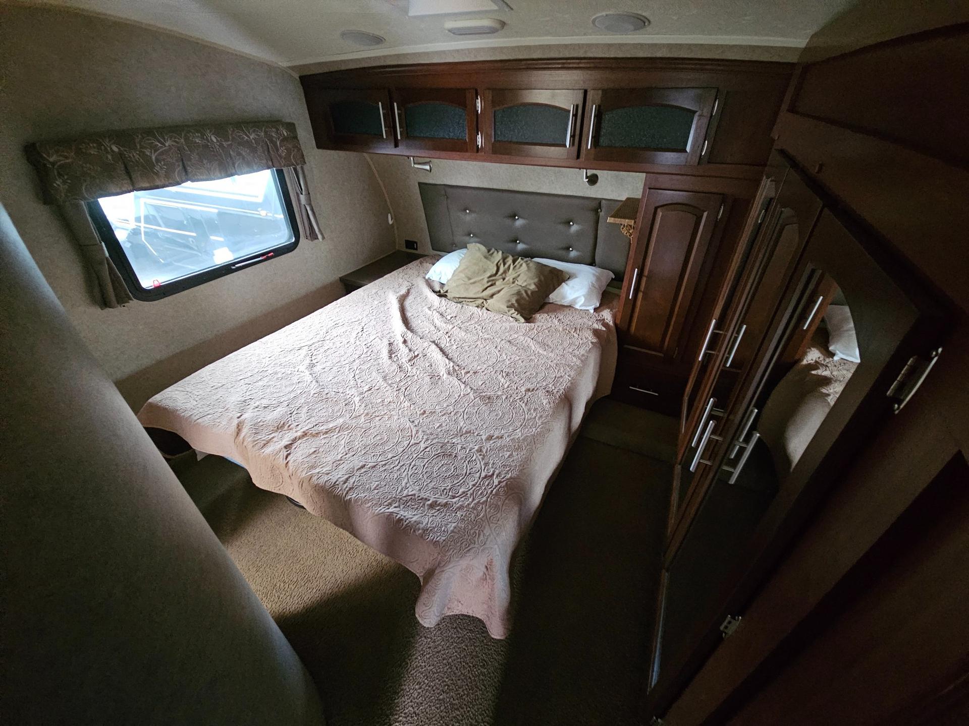 2015 Forest River RV 2015 Forest River RV Rockwood Signature Ultra Lite - thumbnail 28