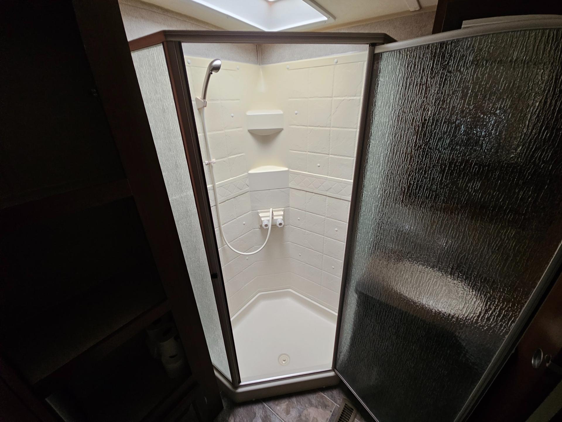 2015 Forest River RV 2015 Forest River RV Rockwood Signature Ultra Lite - thumbnail 41