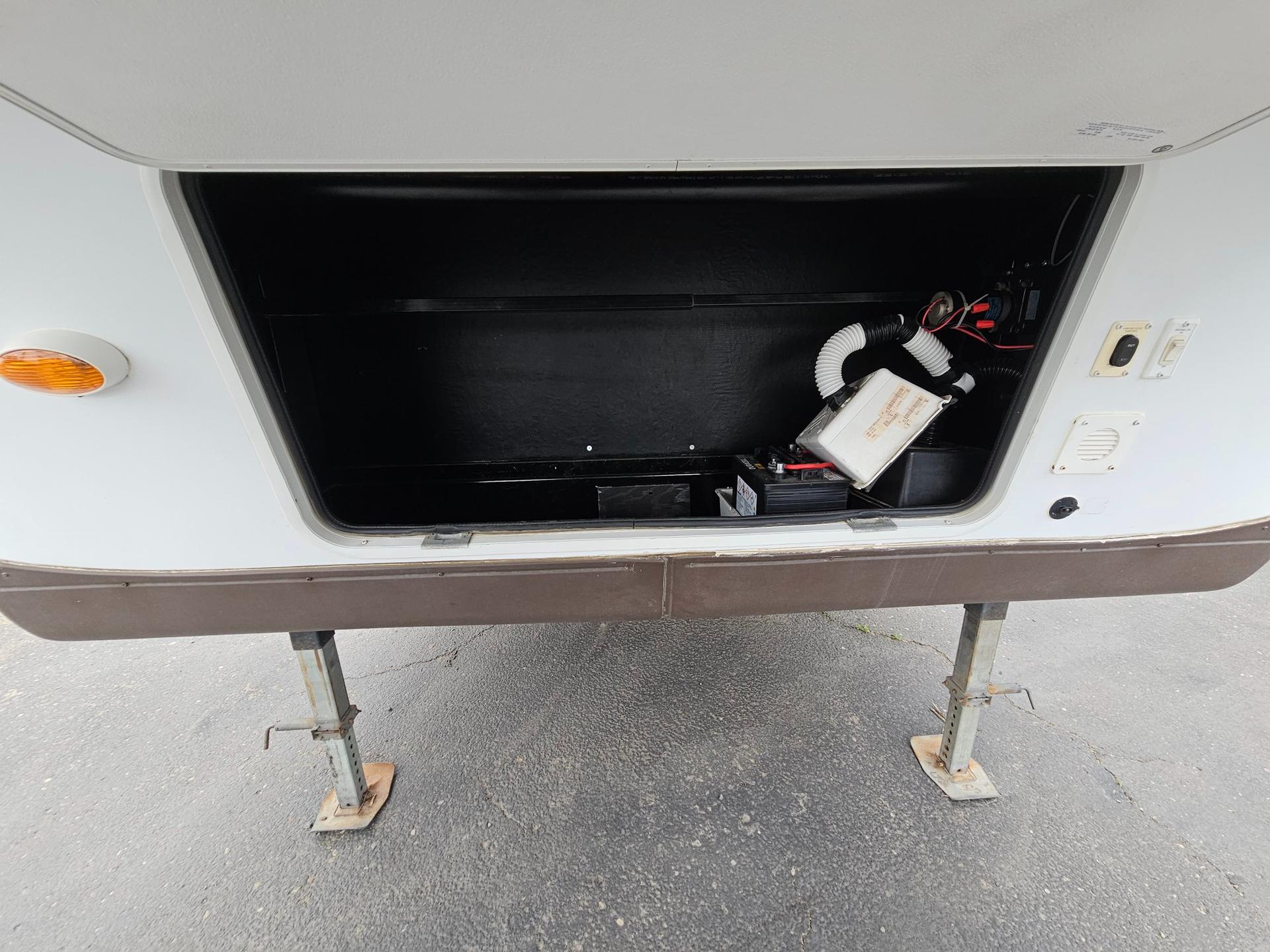 2015 Forest River RV 2015 Forest River RV Rockwood Signature Ultra Lite - thumbnail 44