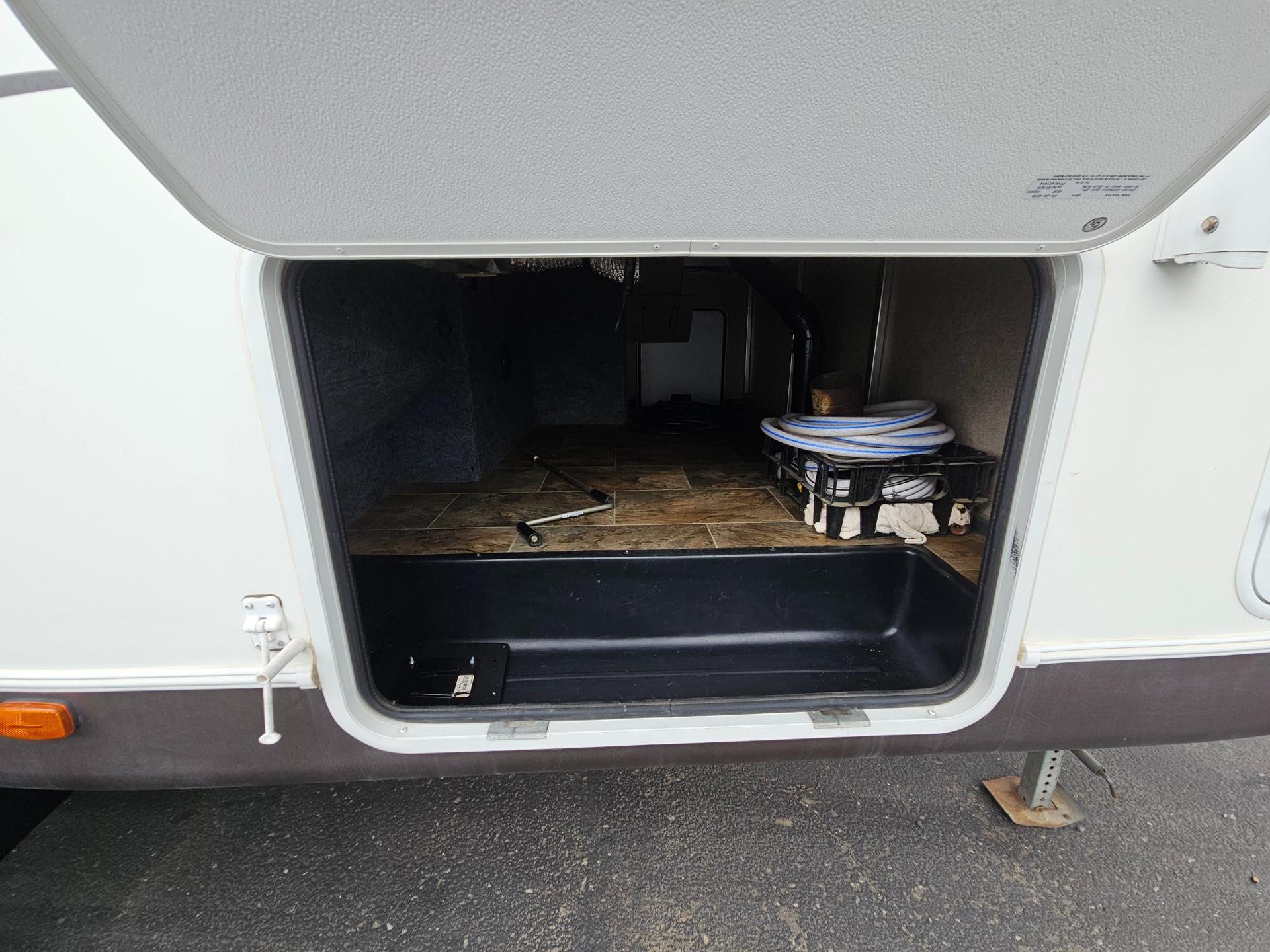 2015 Forest River RV 2015 Forest River RV Rockwood Signature Ultra Lite - thumbnail 45