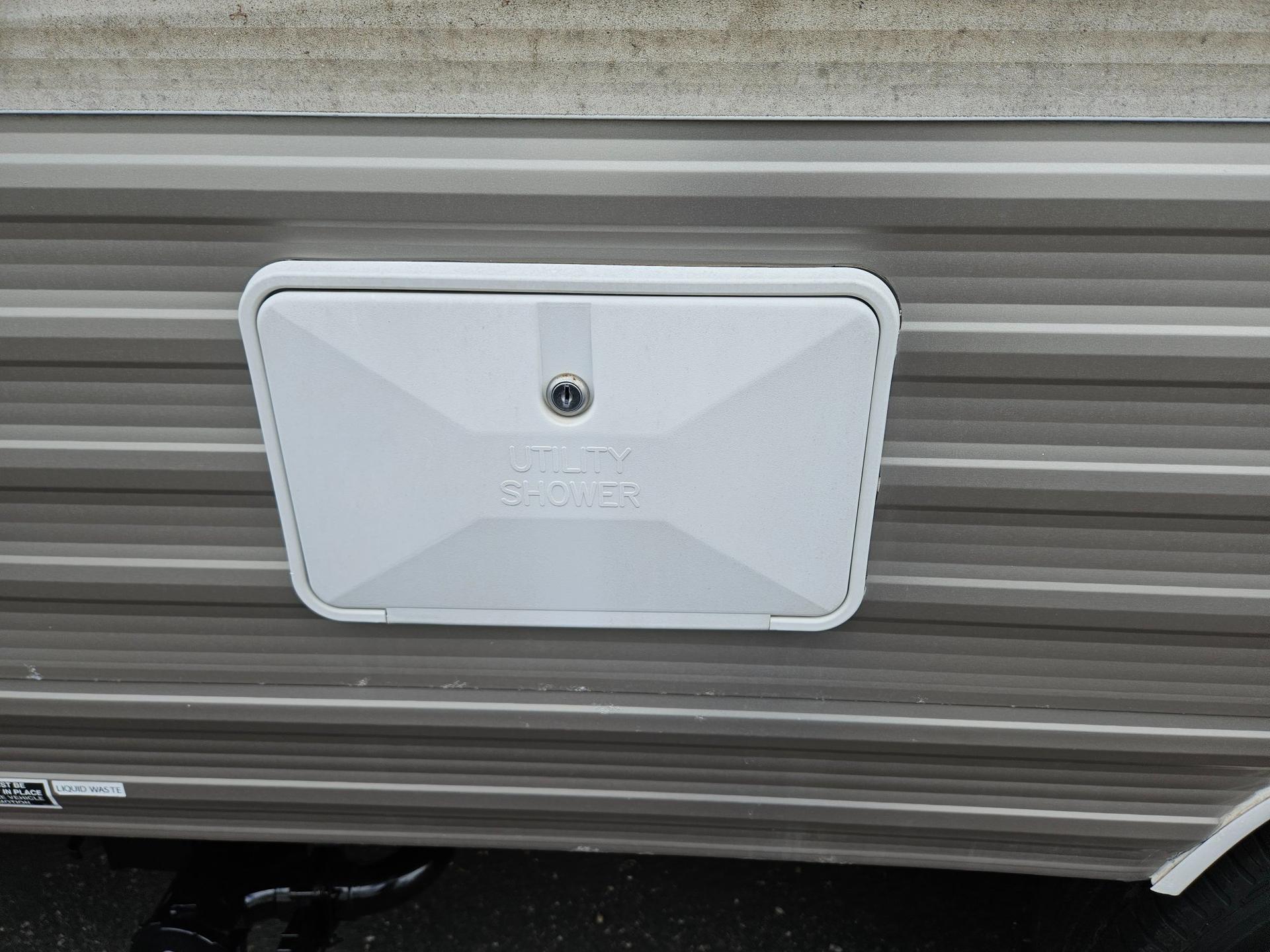 2011 Skyline 2011 Skyline Nomad Joey - thumbnail 32