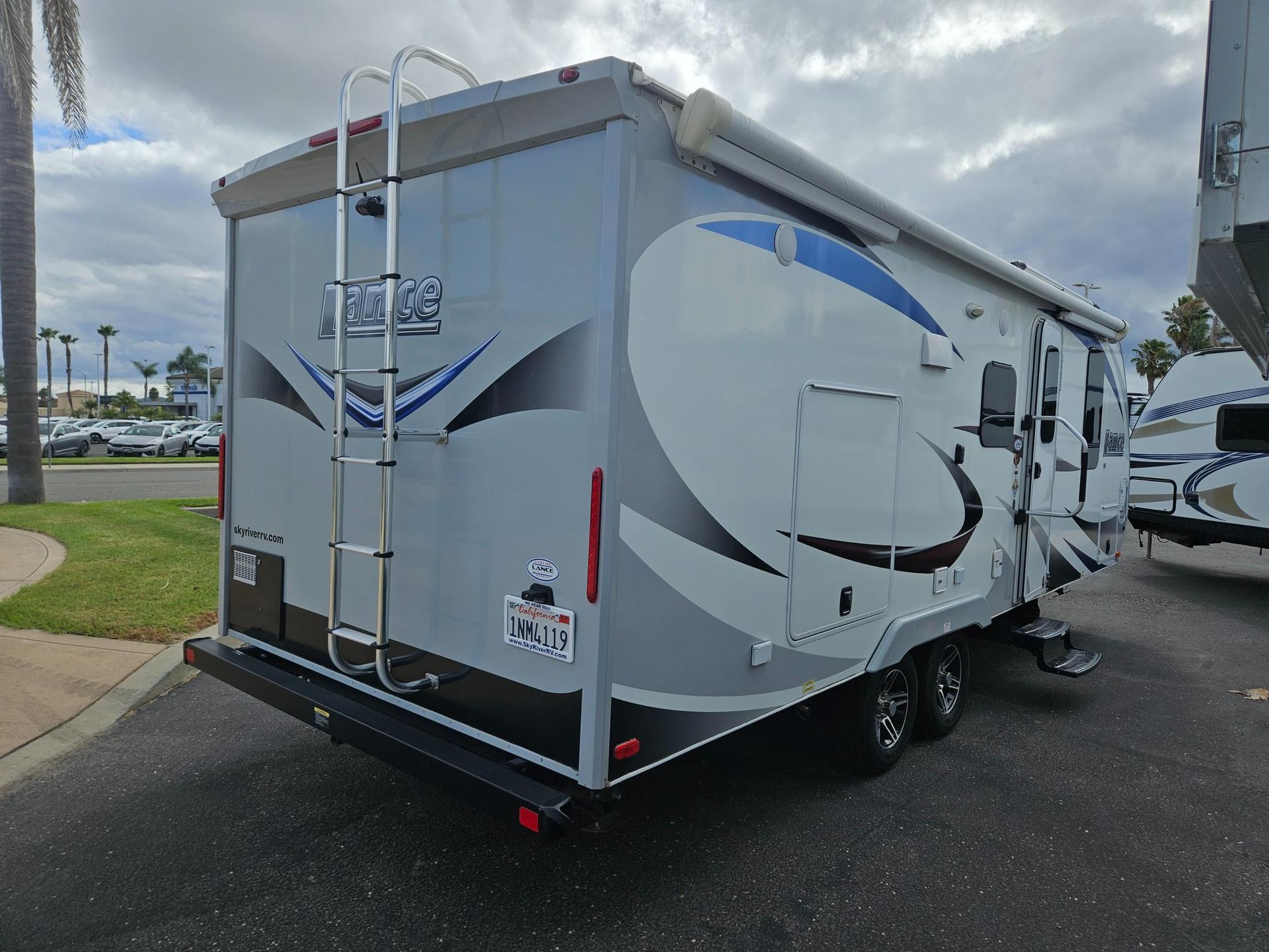 2020 Lance 2020 Lance Lance Travel Trailer - thumbnail 2