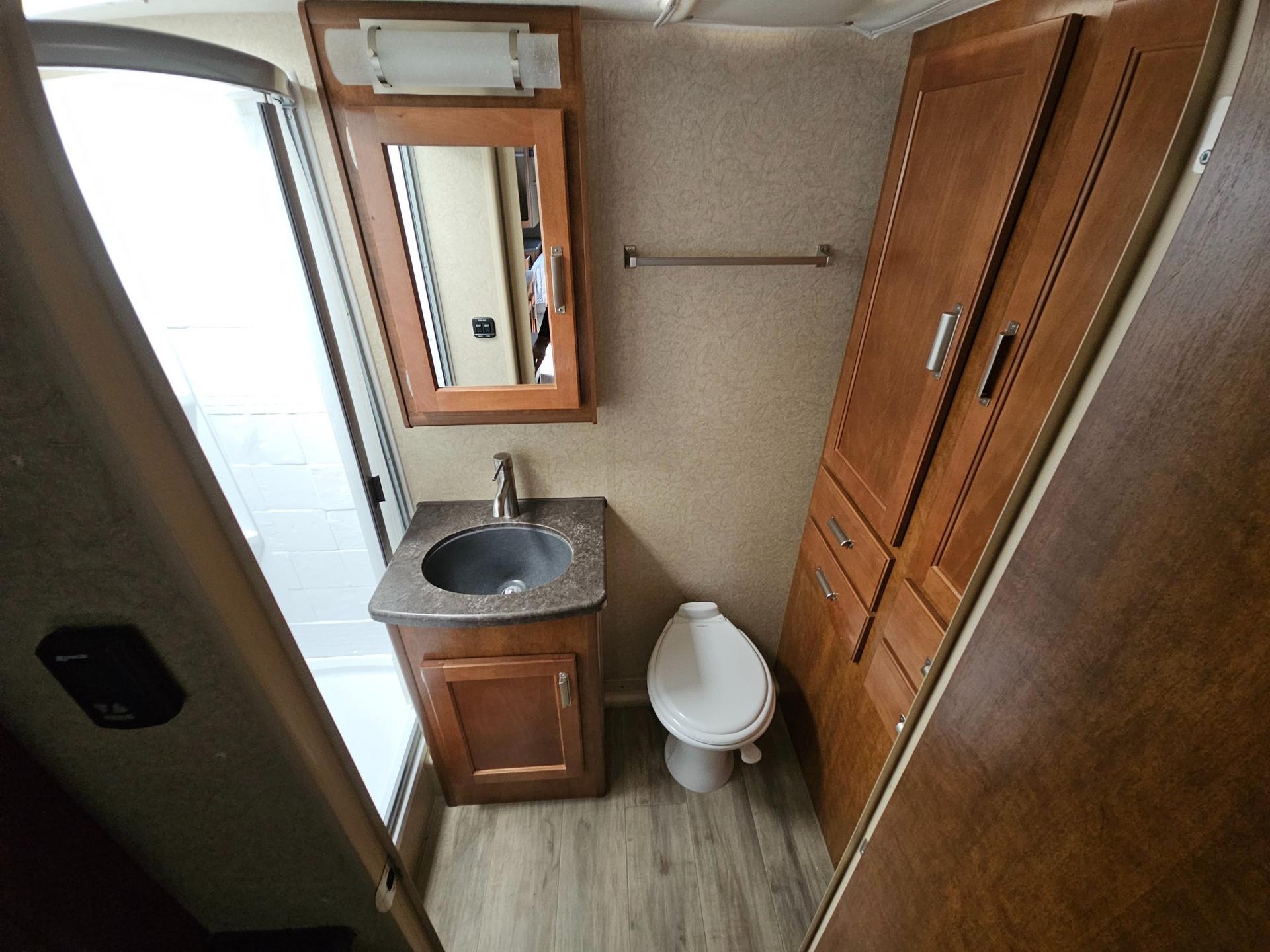2020 Lance 2020 Lance Lance Travel Trailer - thumbnail 25