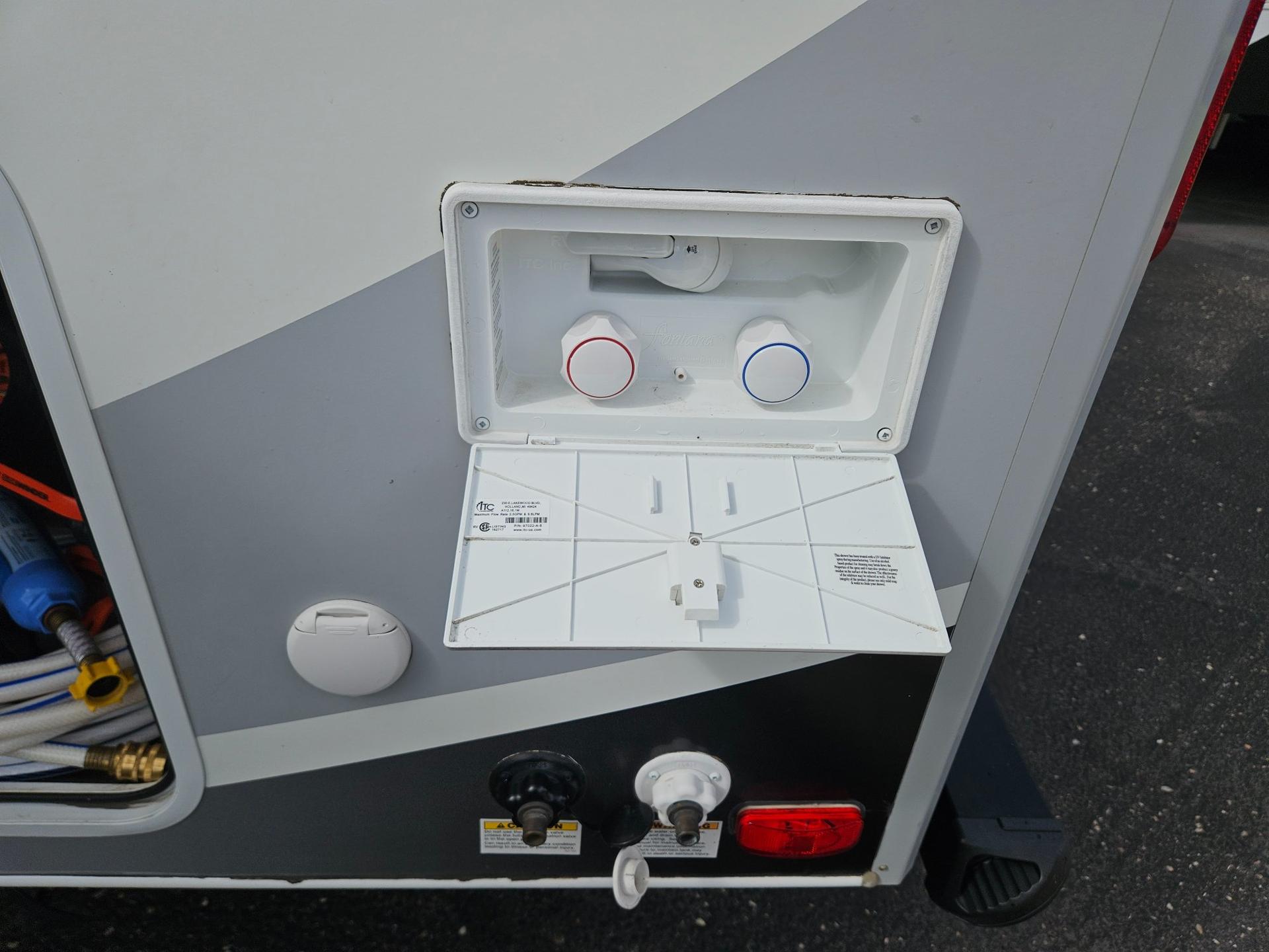 2020 Lance 2020 Lance Lance Travel Trailer - thumbnail 42