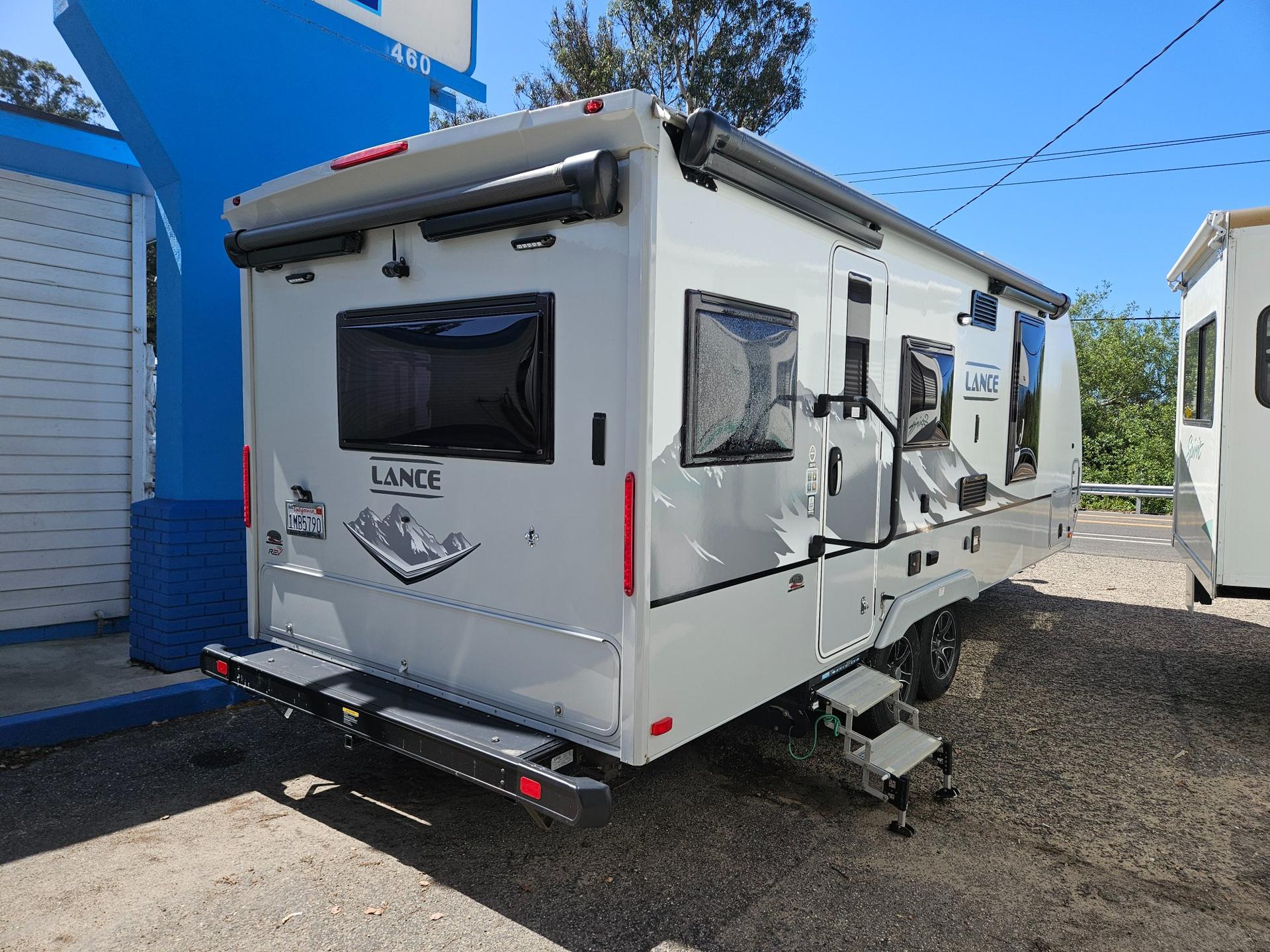 2021 Lance Manufacturing 2021 Lance Manufacturing Lance - thumbnail 2