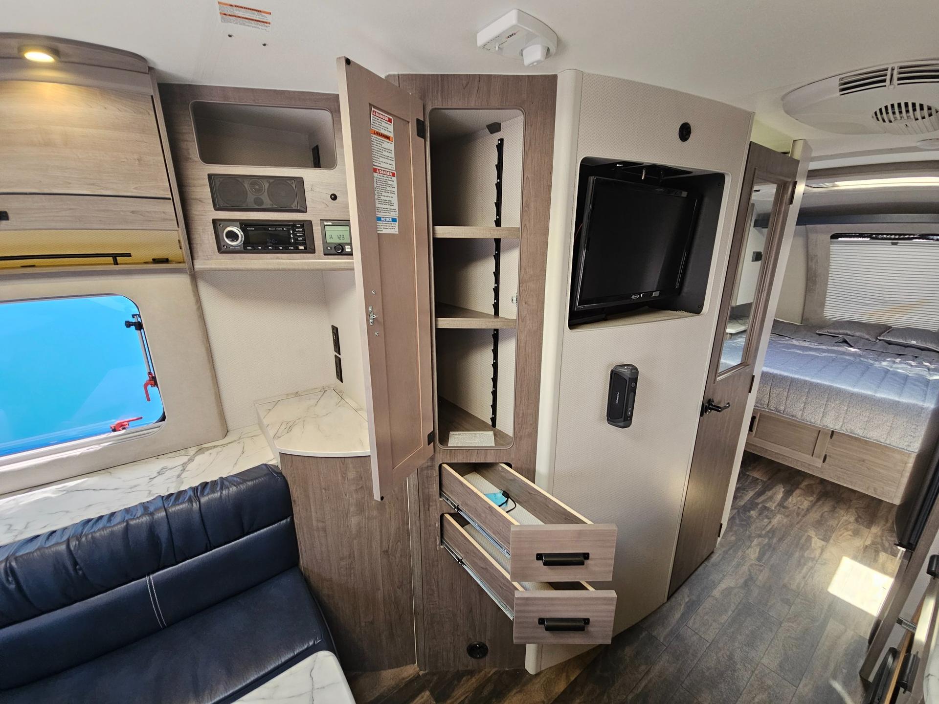 2021 Lance Manufacturing 2021 Lance Manufacturing Lance - thumbnail 10