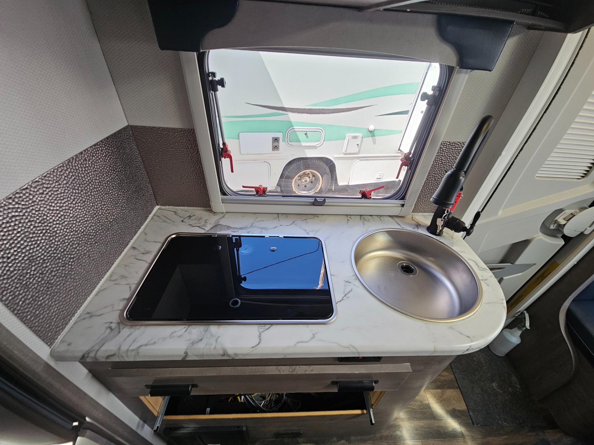 2021 Lance Manufacturing 2021 Lance Manufacturing Lance - thumbnail 12