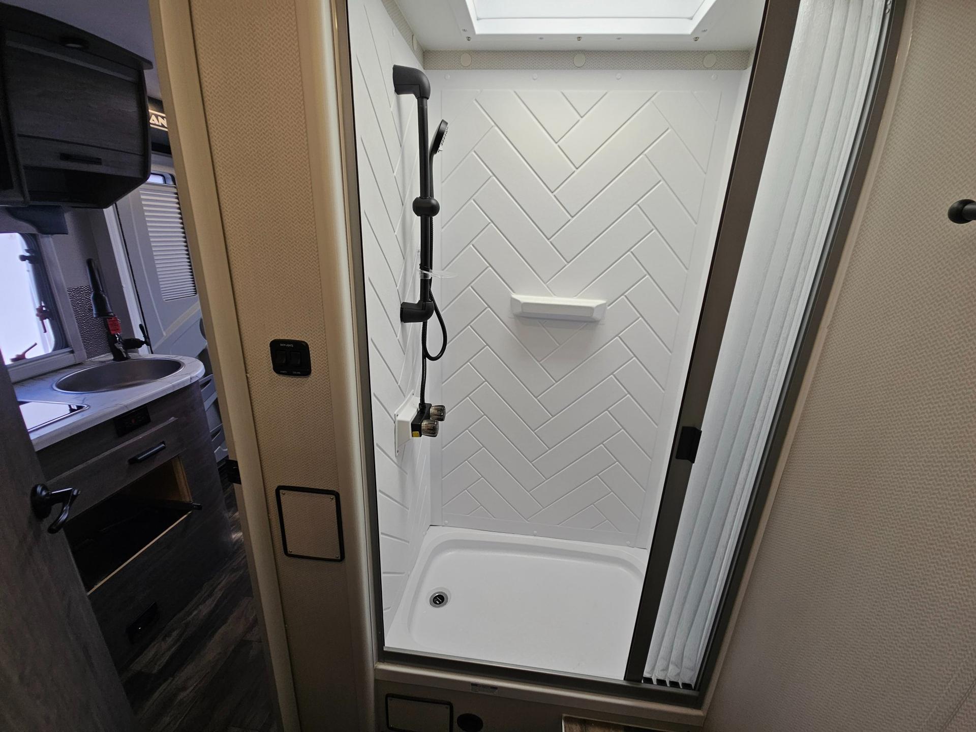 2021 Lance Manufacturing 2021 Lance Manufacturing Lance - thumbnail 17