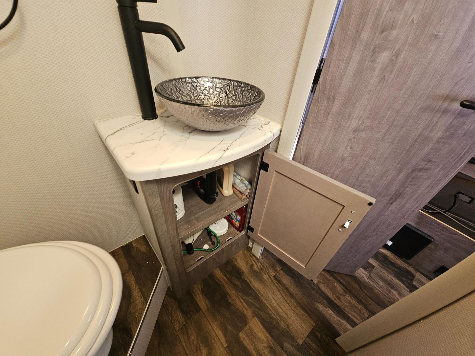 2021 Lance Manufacturing 2021 Lance Manufacturing Lance - thumbnail 22