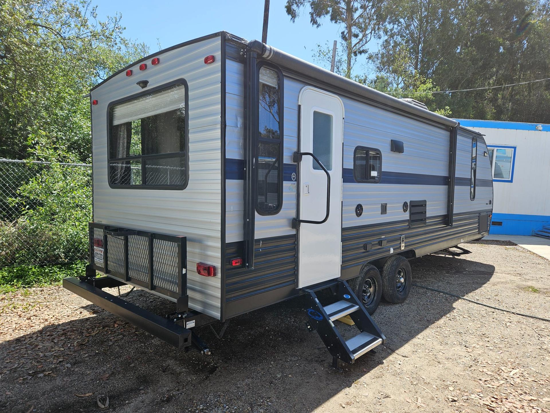 2020 Forest River RV 2020 Forest River RV Cherokee Grey Wolf - thumbnail 2