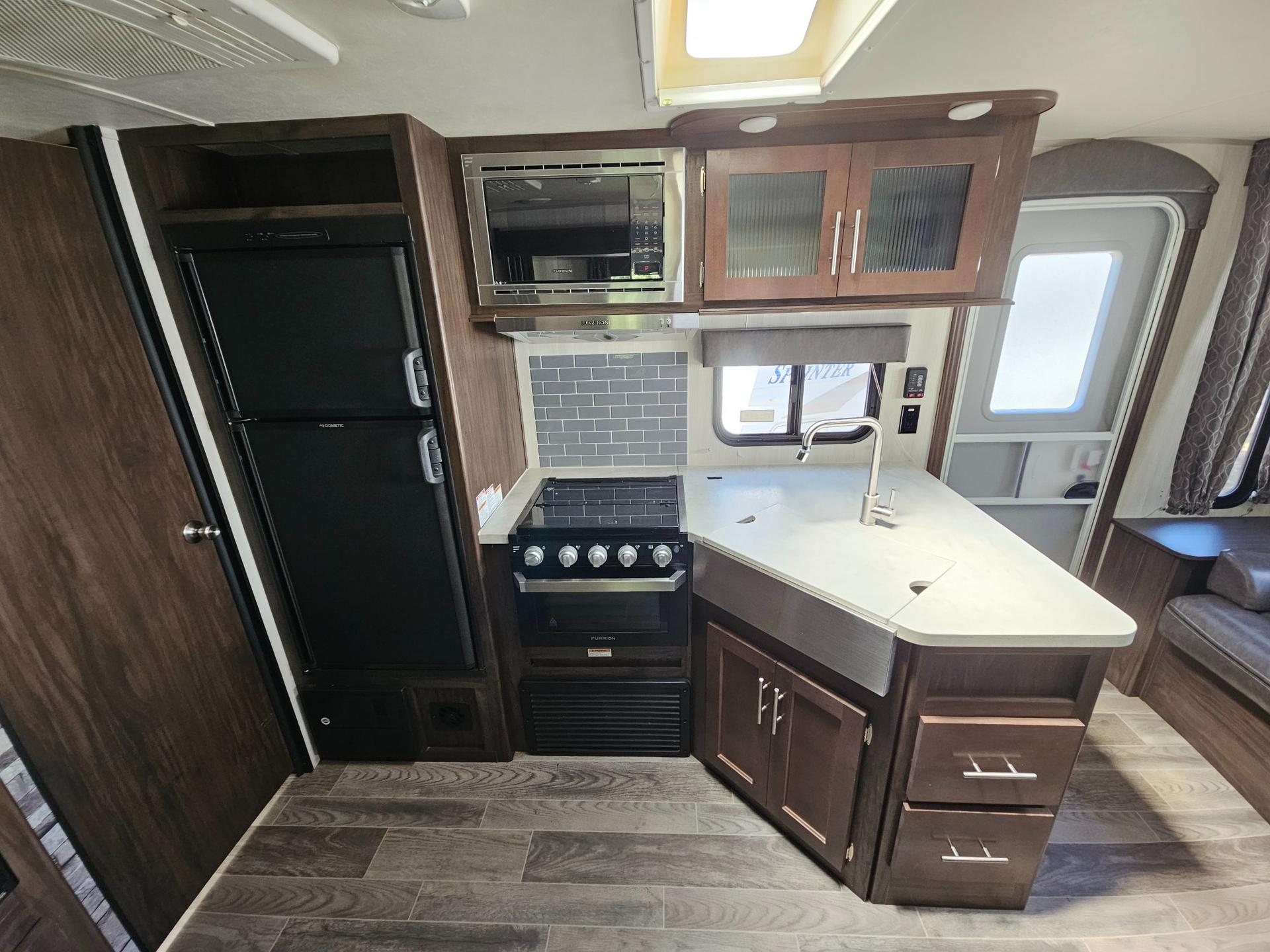 2020 Forest River RV 2020 Forest River RV Cherokee Grey Wolf - thumbnail 12