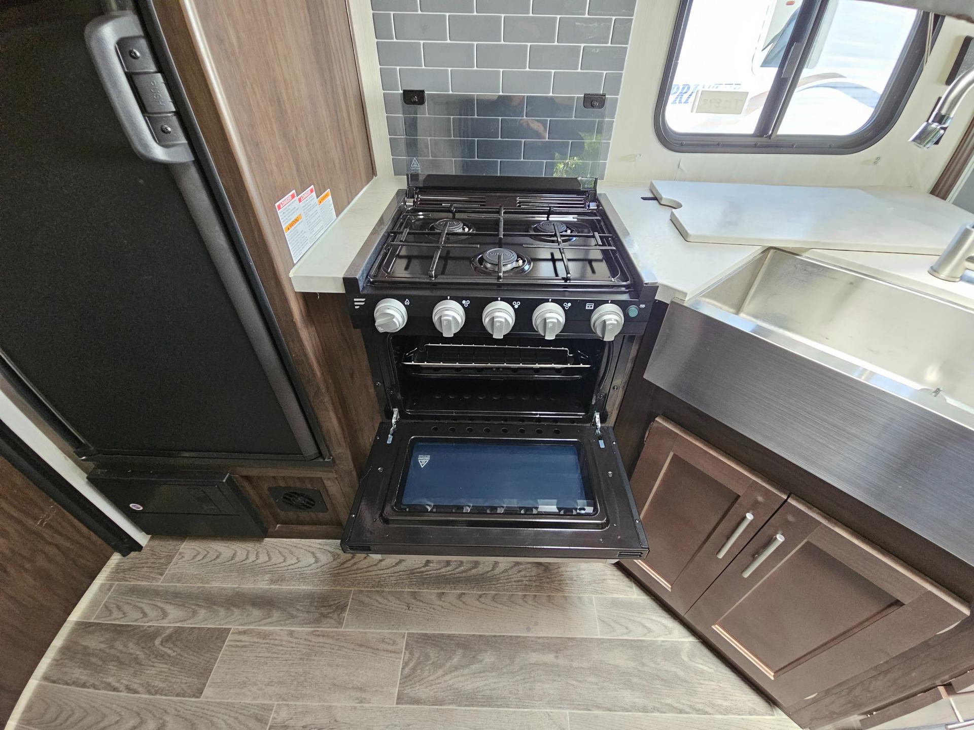 2020 Forest River RV 2020 Forest River RV Cherokee Grey Wolf - thumbnail 17
