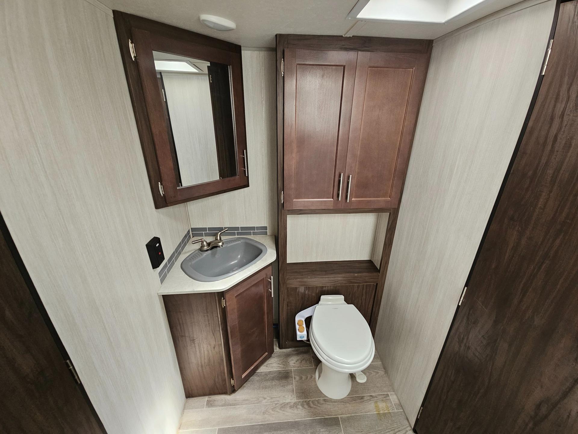 2020 Forest River RV 2020 Forest River RV Cherokee Grey Wolf - thumbnail 19
