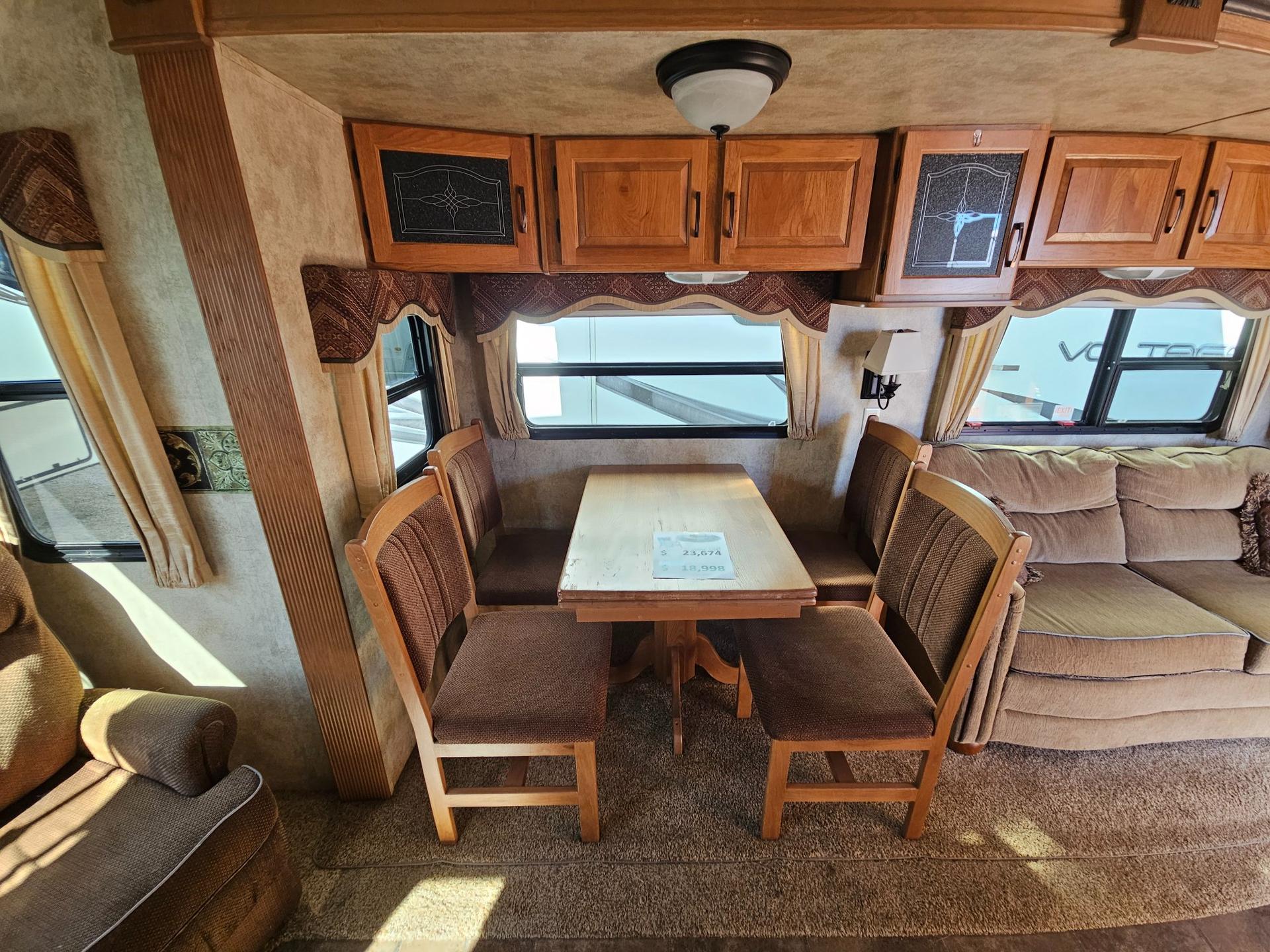 2011 Keystone RV 2011 Keystone RV Montana Mountaineer - thumbnail 10