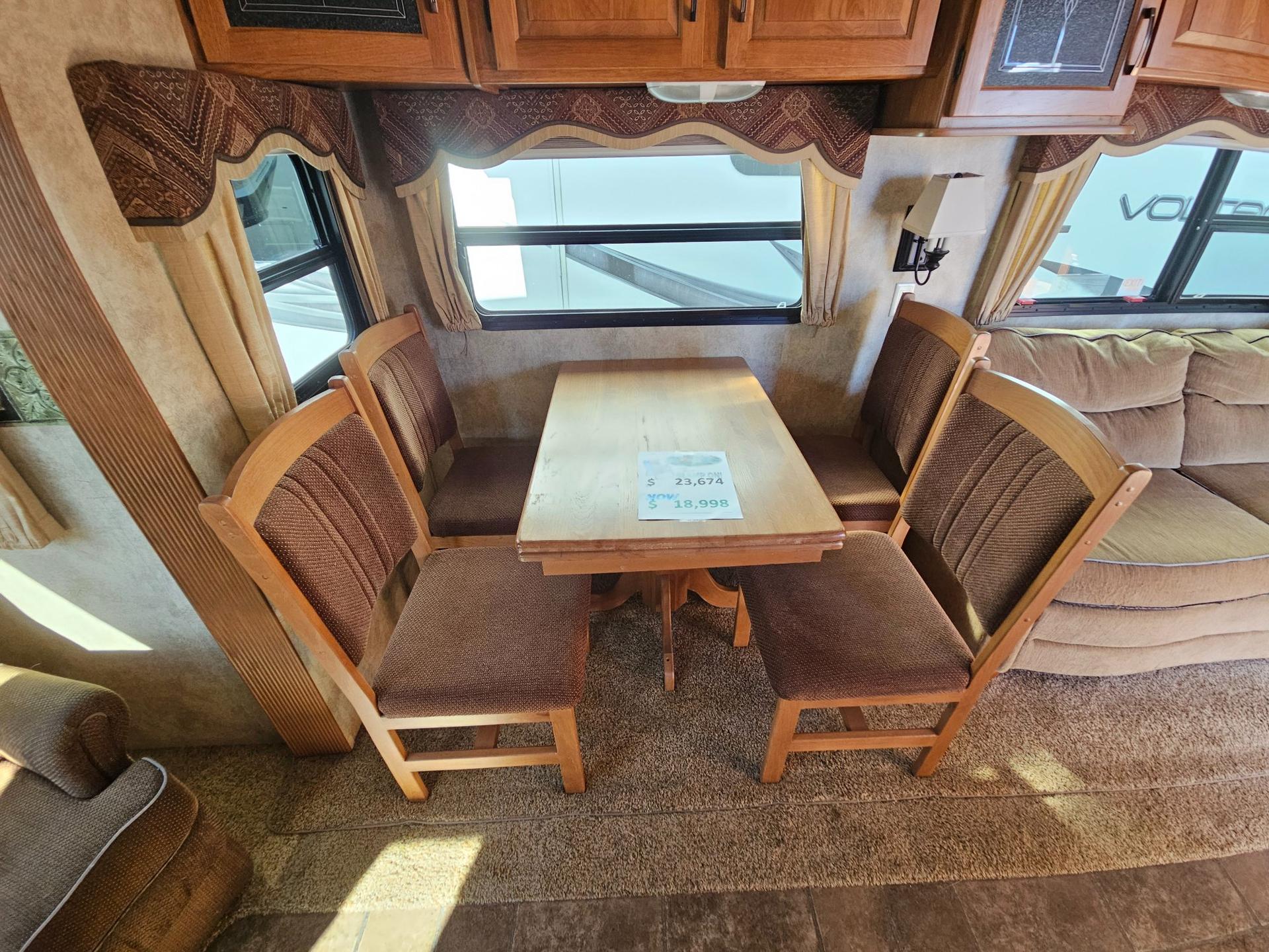 2011 Keystone RV 2011 Keystone RV Montana Mountaineer - thumbnail 11