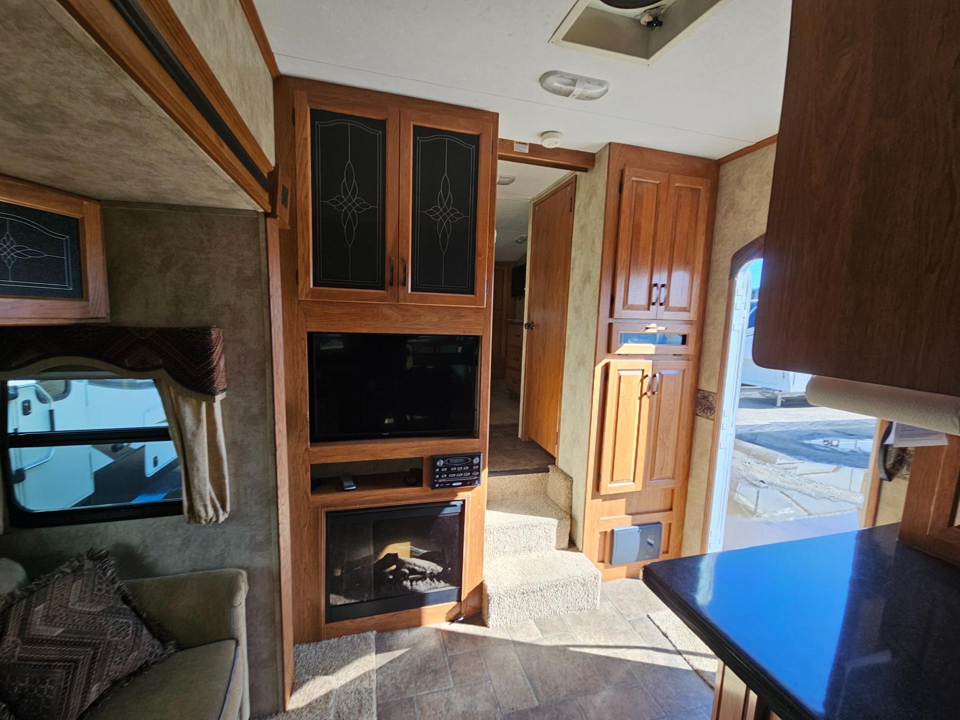 2011 Keystone RV 2011 Keystone RV Montana Mountaineer - thumbnail 26