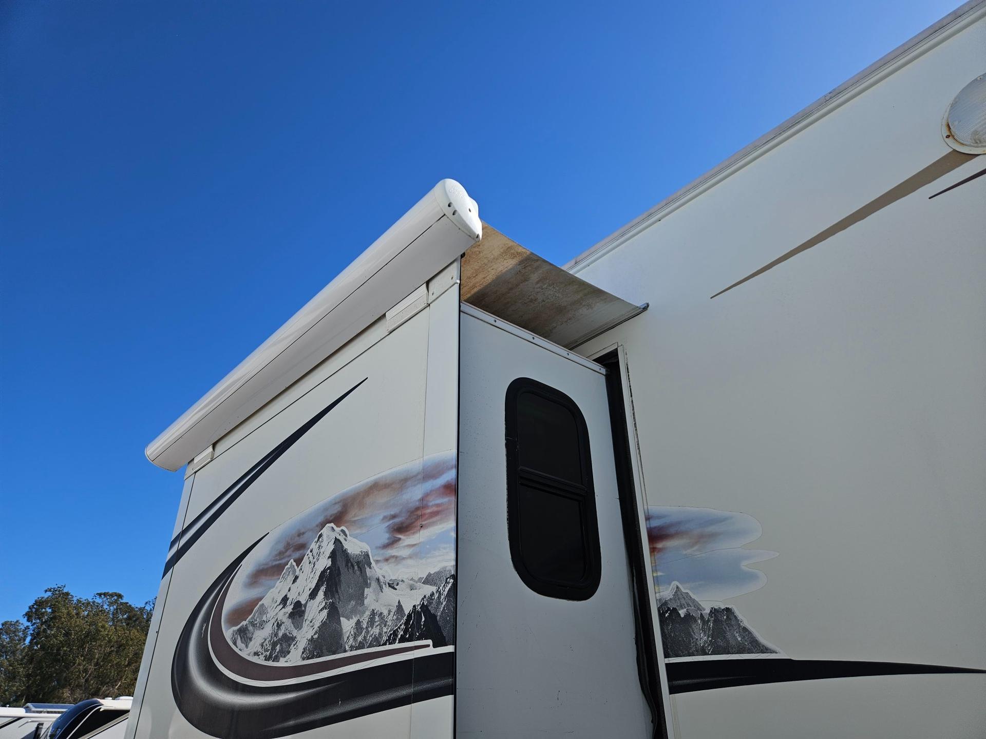 2011 Keystone RV 2011 Keystone RV Montana Mountaineer - thumbnail 55