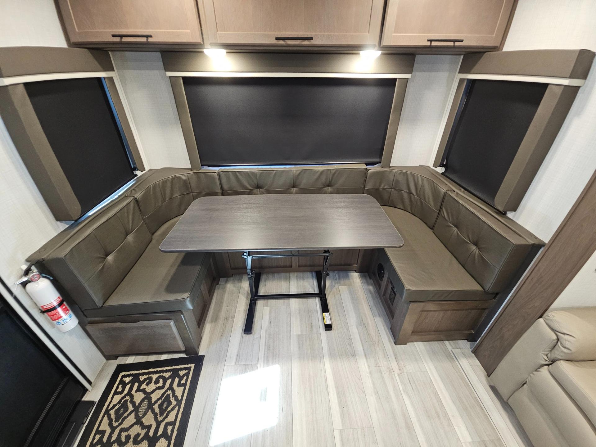 2026 Keystone RV 2026 Keystone RV Cougar Half-Ton - thumbnail 8