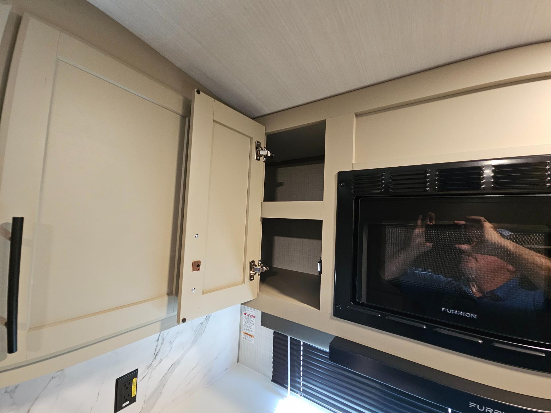 2026 Keystone RV 2026 Keystone RV Cougar Half-Ton - thumbnail 19
