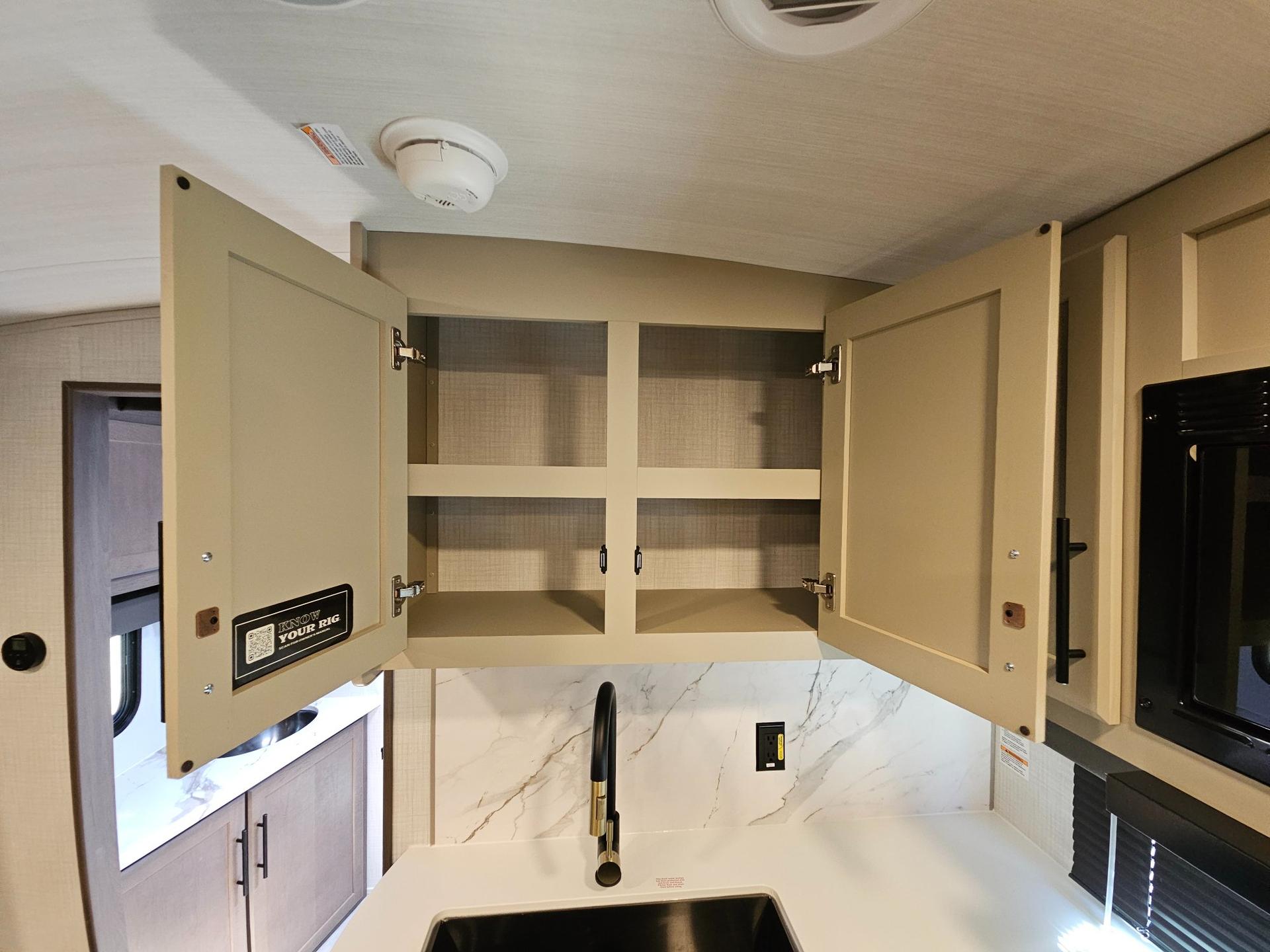 2026 Keystone RV 2026 Keystone RV Cougar Half-Ton - thumbnail 22