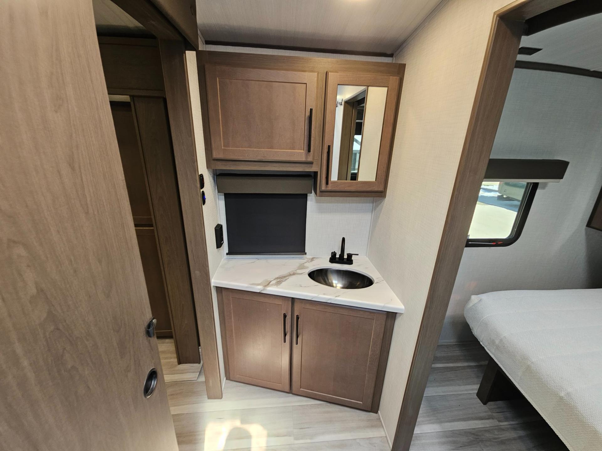 2026 Keystone RV 2026 Keystone RV Cougar Half-Ton - thumbnail 28