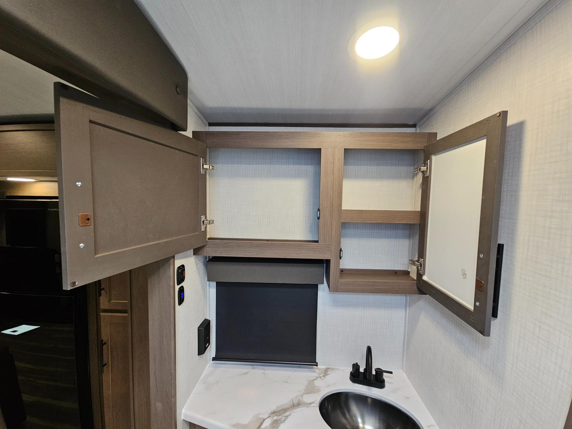 2026 Keystone RV 2026 Keystone RV Cougar Half-Ton - thumbnail 29