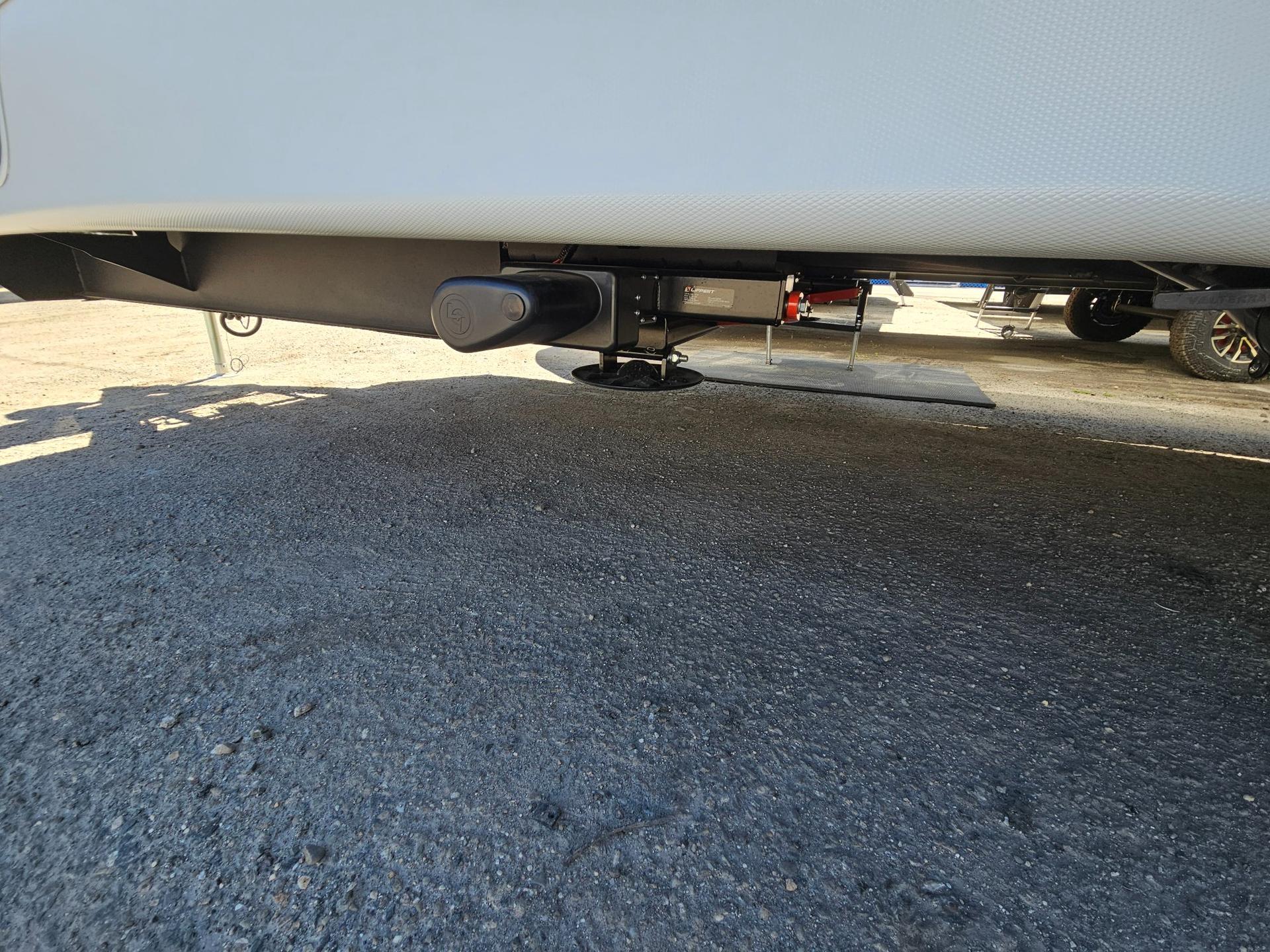 2026 Keystone RV 2026 Keystone RV Cougar Half-Ton - thumbnail 48