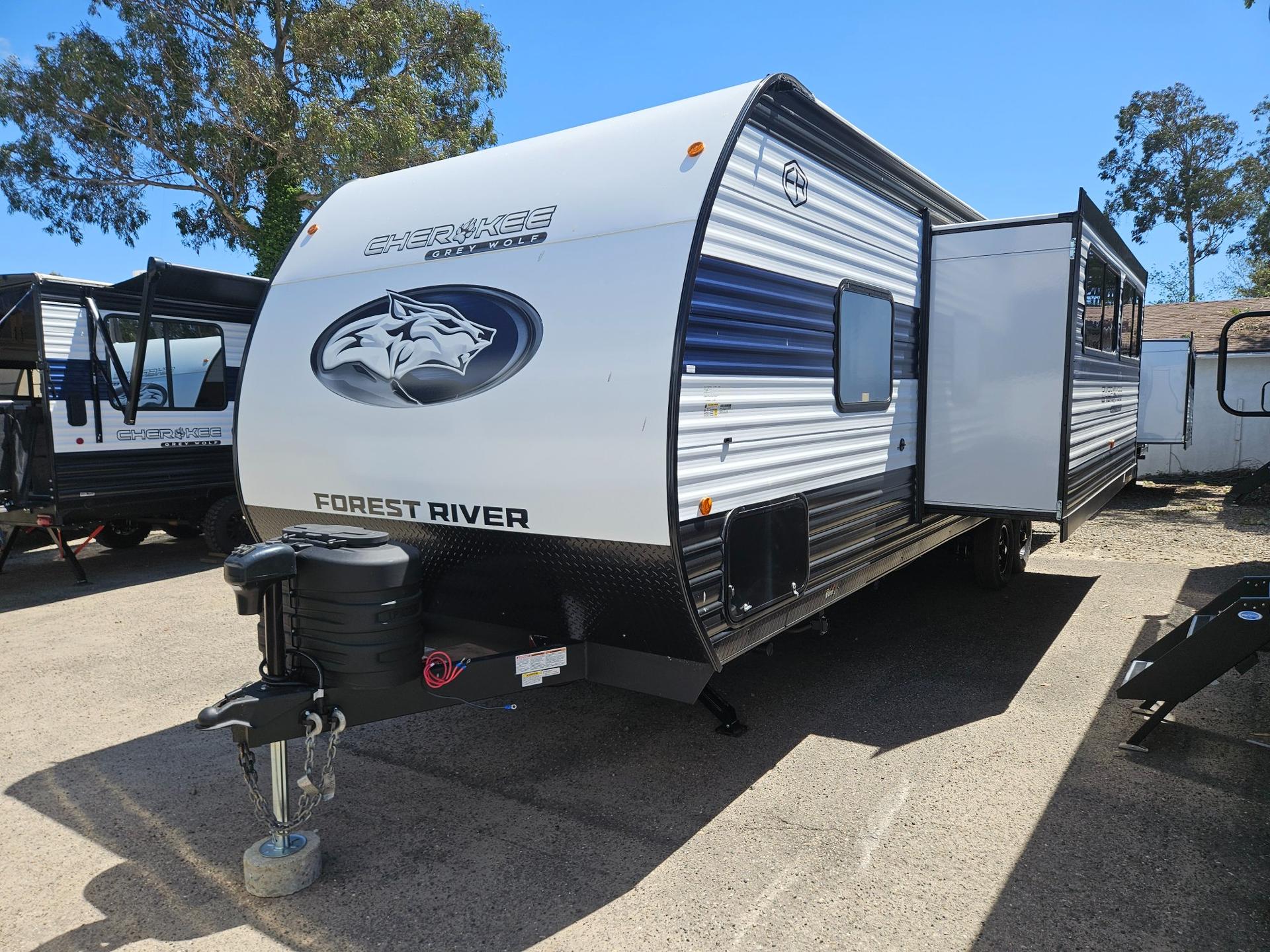 2026 Forest River RV 2026 Forest River RV Cherokee Grey Wolf - thumbnail 5