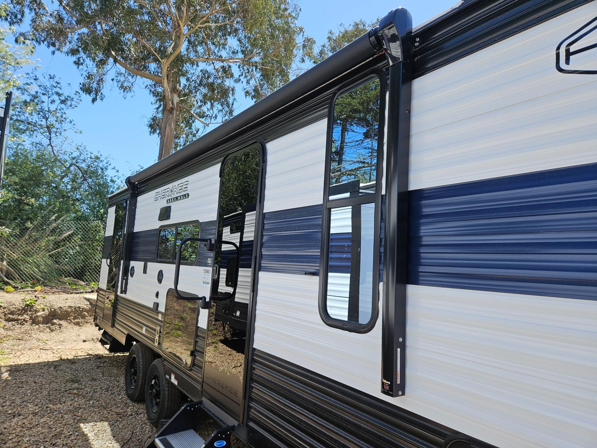 2026 Forest River RV 2026 Forest River RV Cherokee Grey Wolf - thumbnail 35