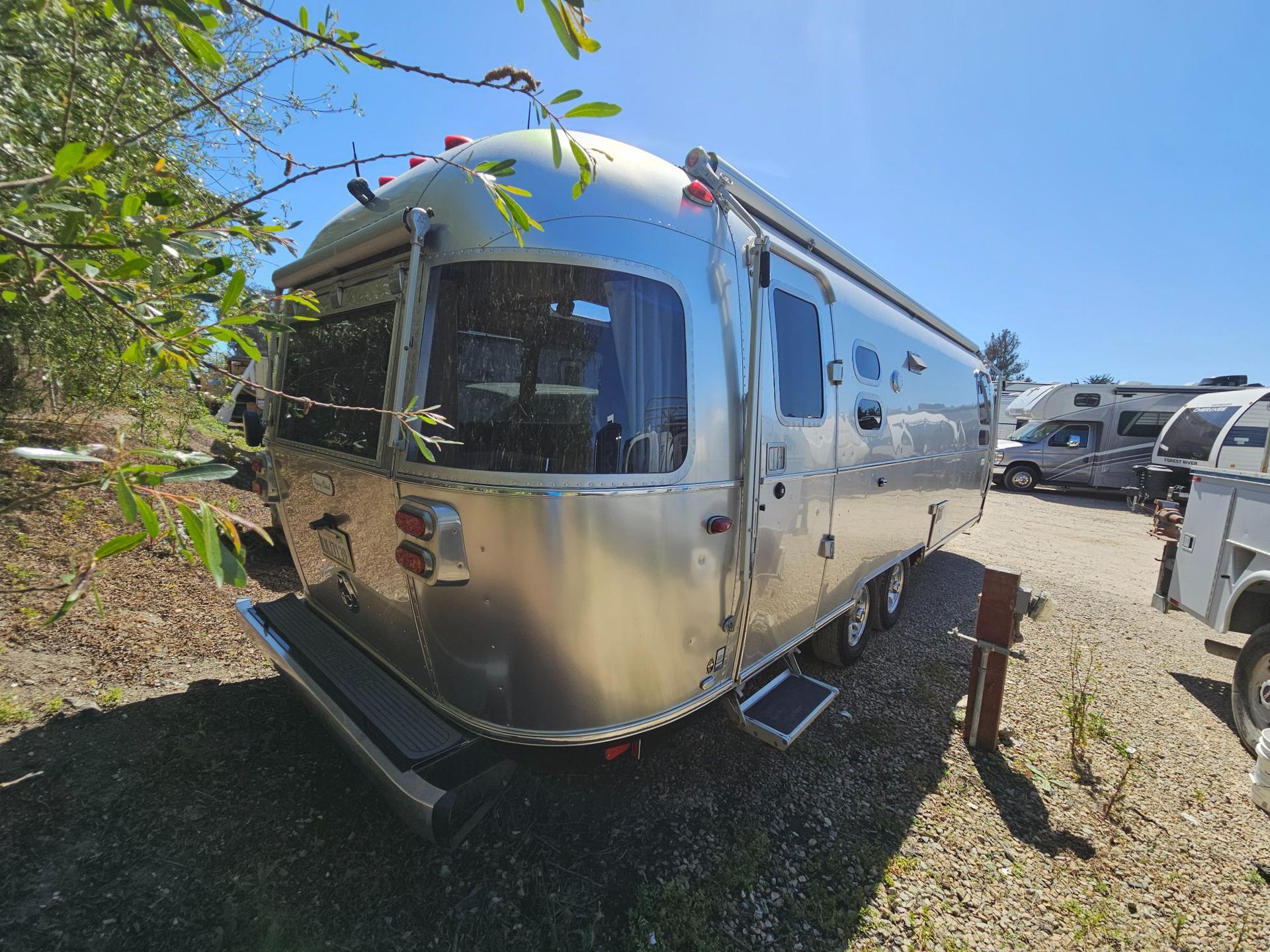 2020 Airstream 2020 Airstream Flying Cloud - thumbnail 3
