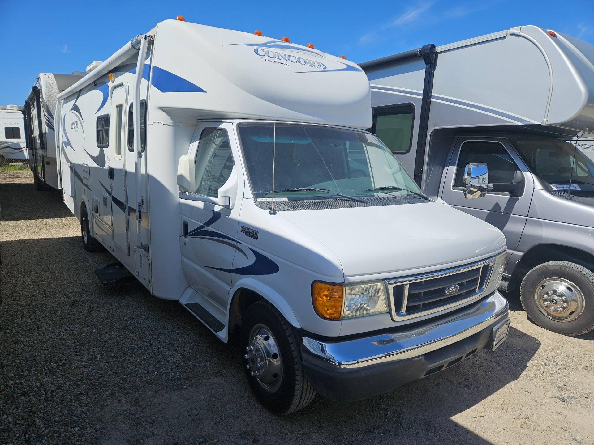 2006 Coachmen Concord 275DS