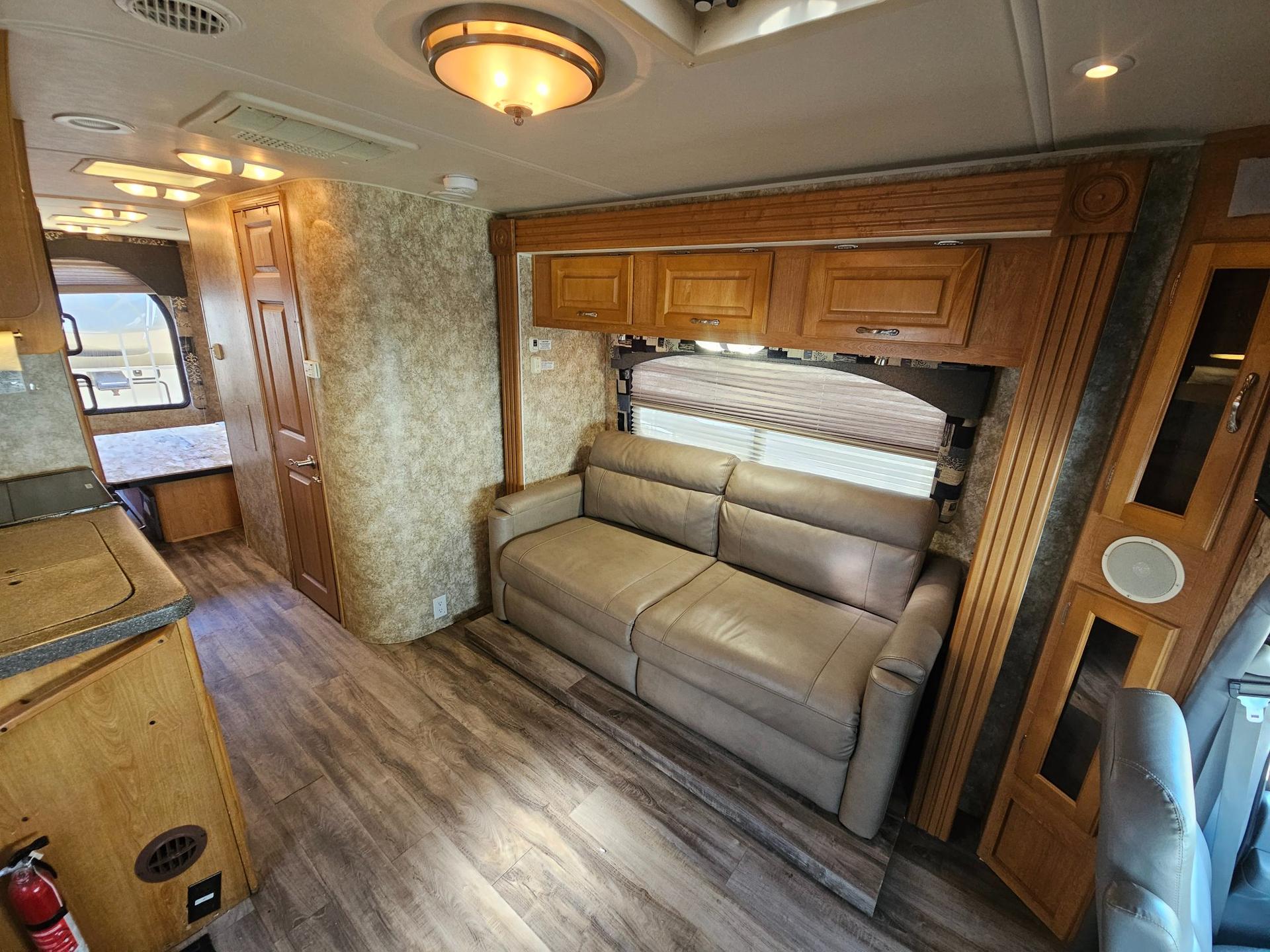 2006 Coachmen 2006 Coachmen Concord - thumbnail 3