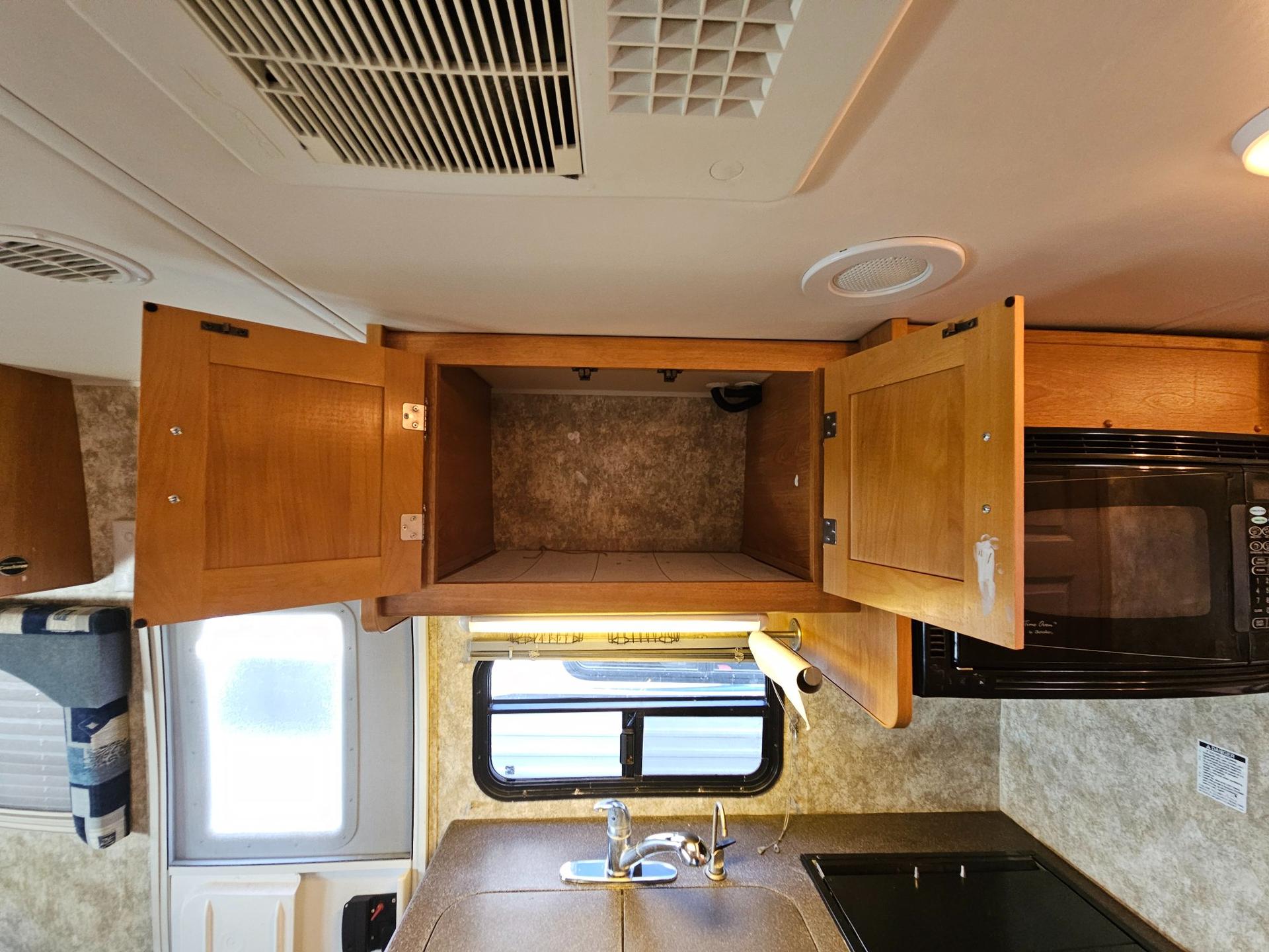 2006 Coachmen 2006 Coachmen Concord - thumbnail 14