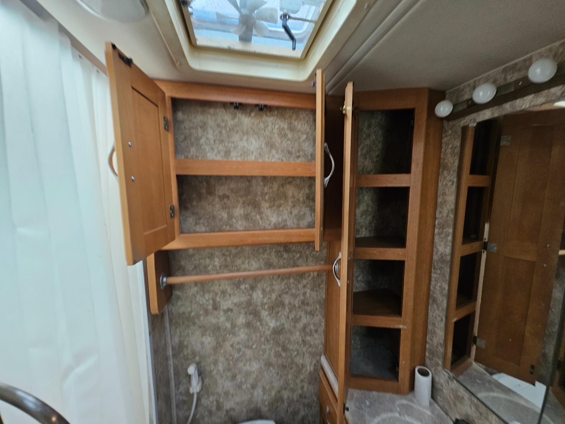 2006 Coachmen 2006 Coachmen Concord - thumbnail 22