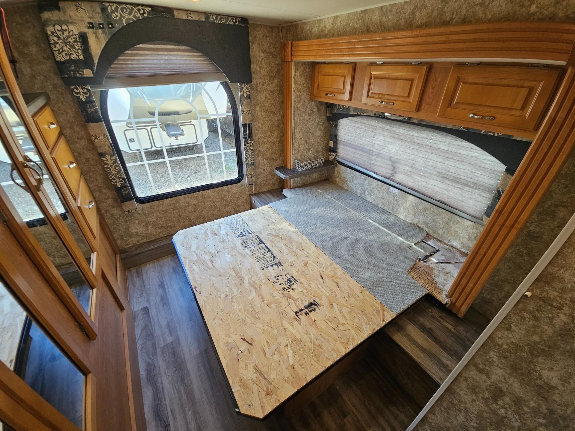 2006 Coachmen 2006 Coachmen Concord - thumbnail 26