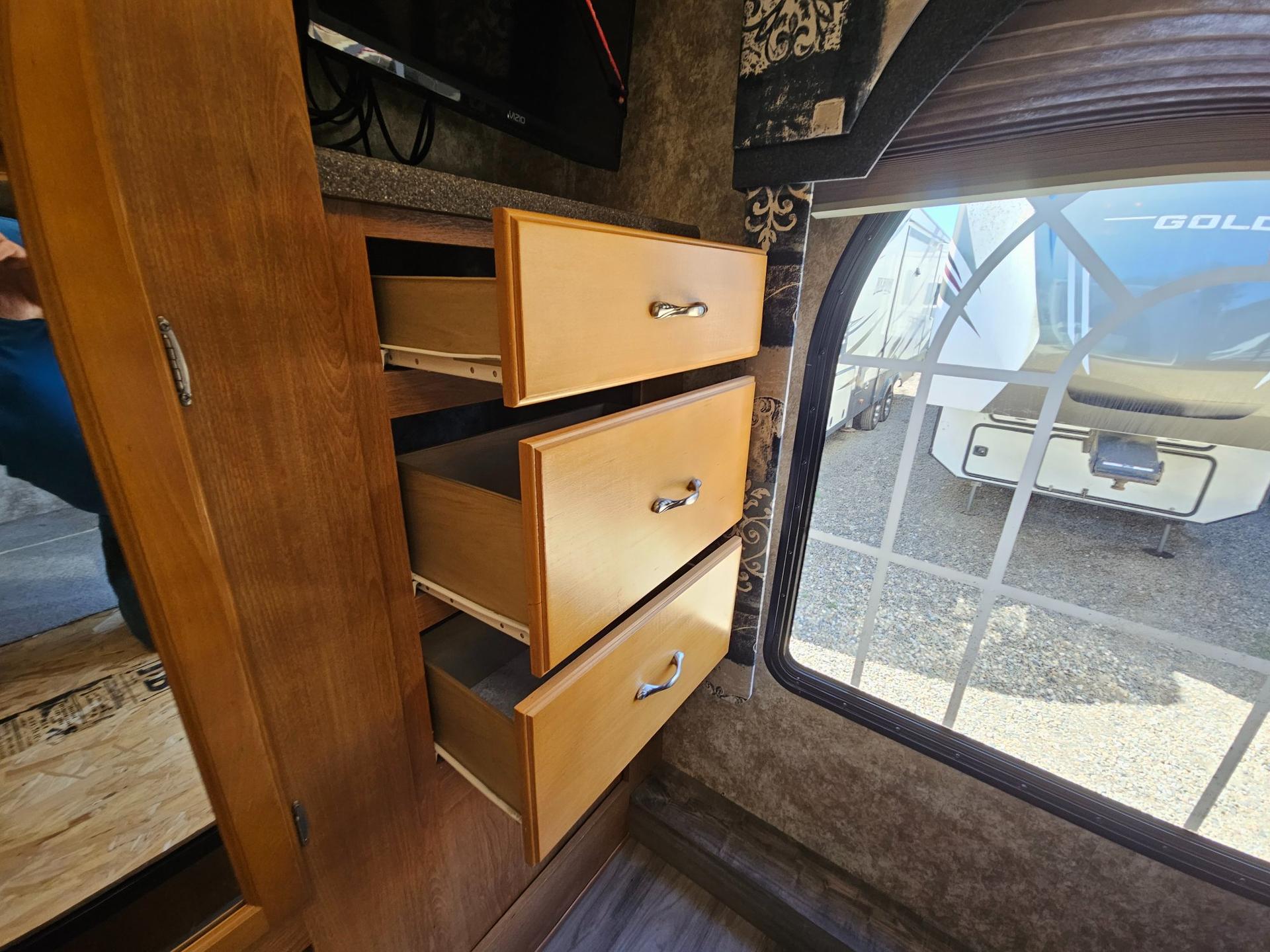 2006 Coachmen 2006 Coachmen Concord - thumbnail 30