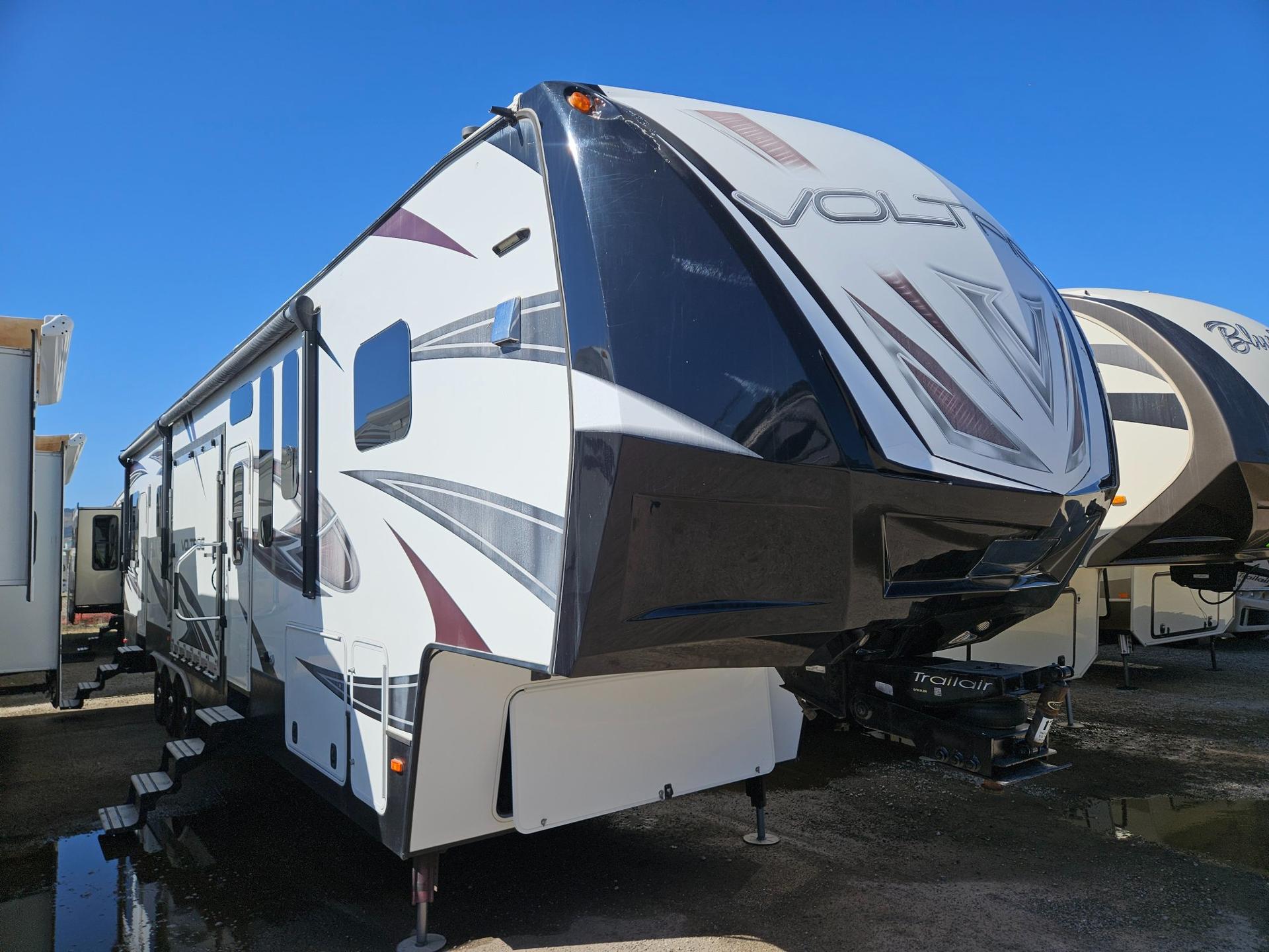 2016 Dutchmen RV Voltage 4150