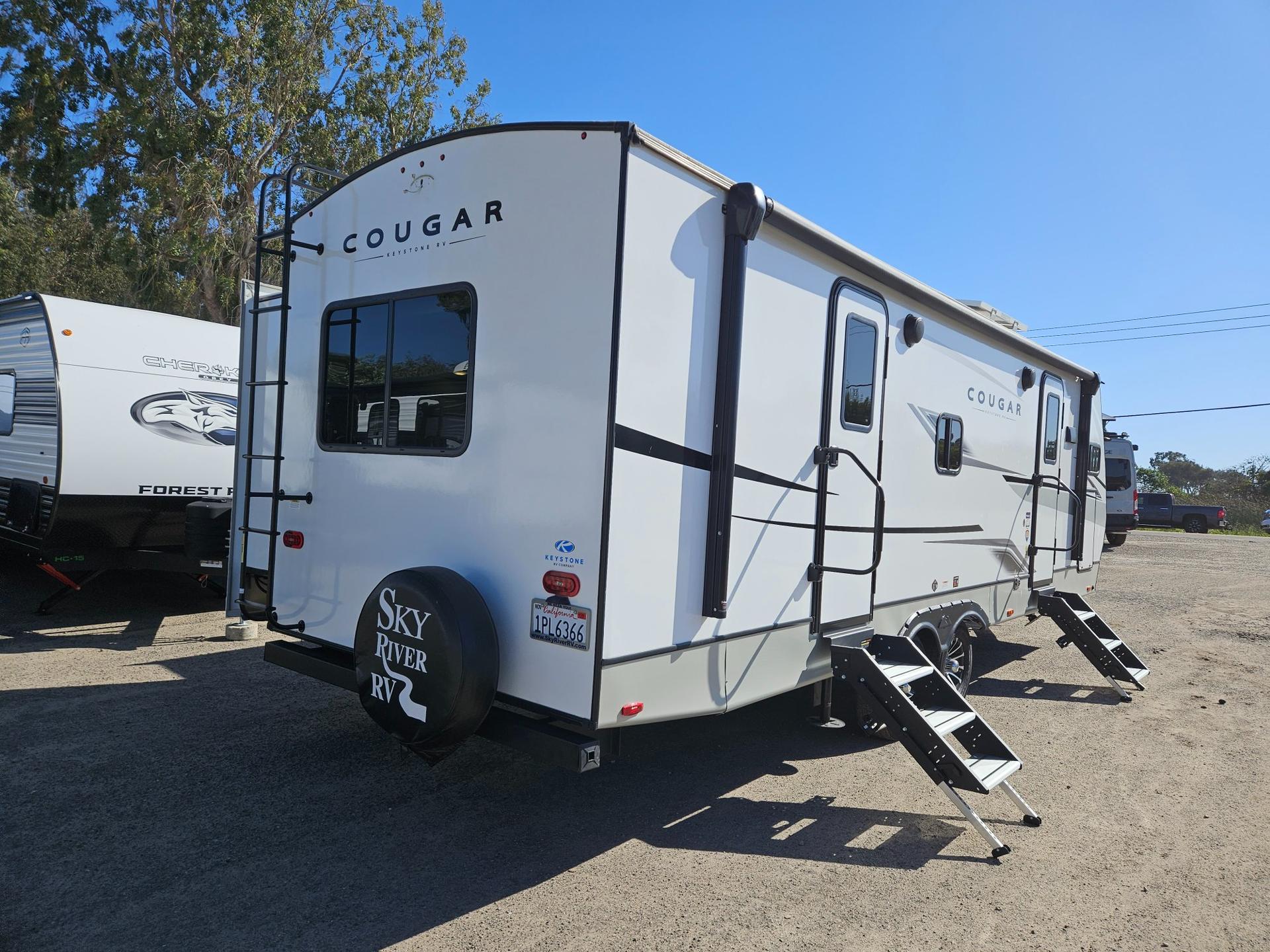 2025 Keystone RV 2025 Keystone RV Cougar Half-Ton - thumbnail 2