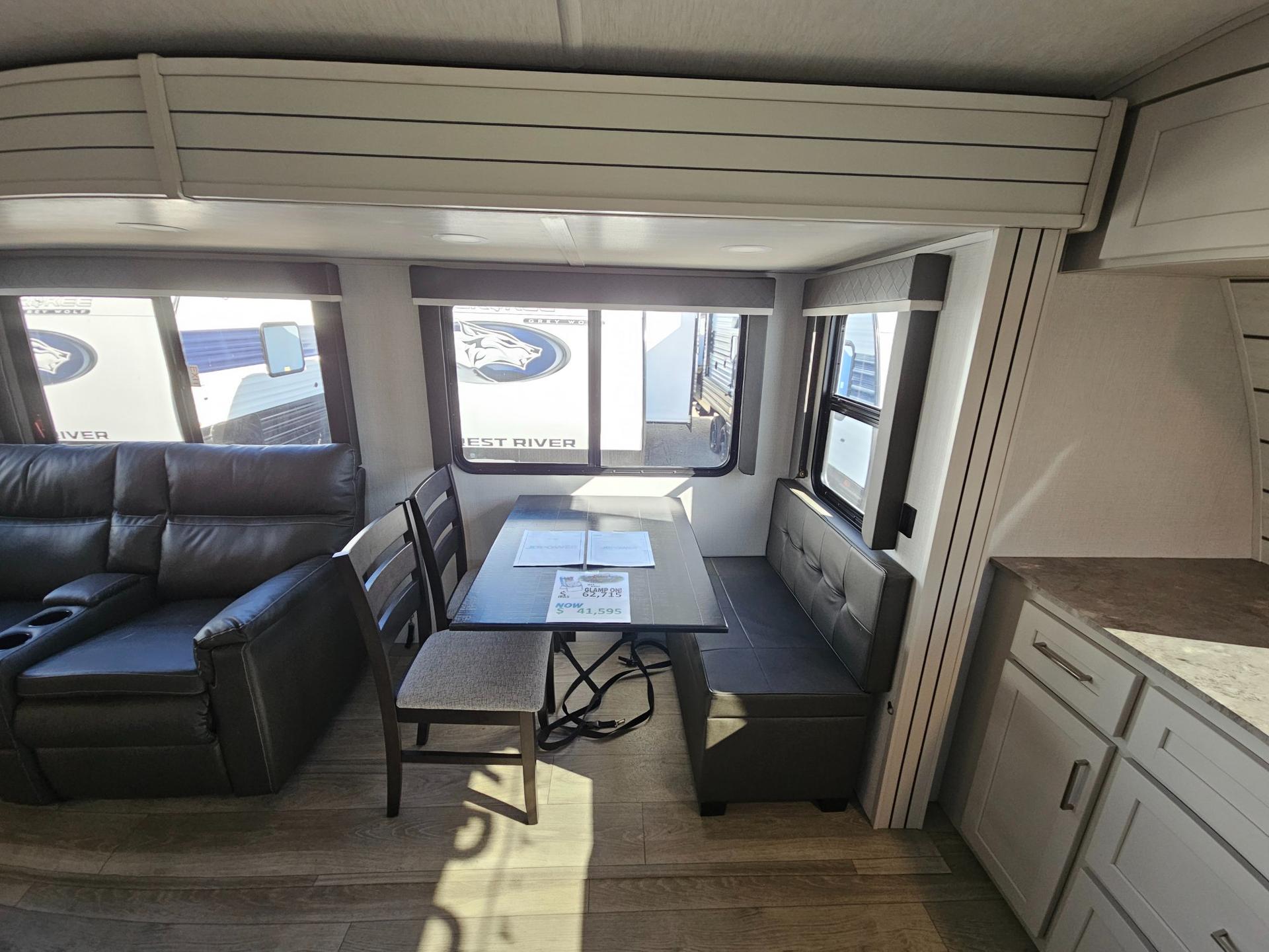 2025 Keystone RV 2025 Keystone RV Cougar Half-Ton - thumbnail 6