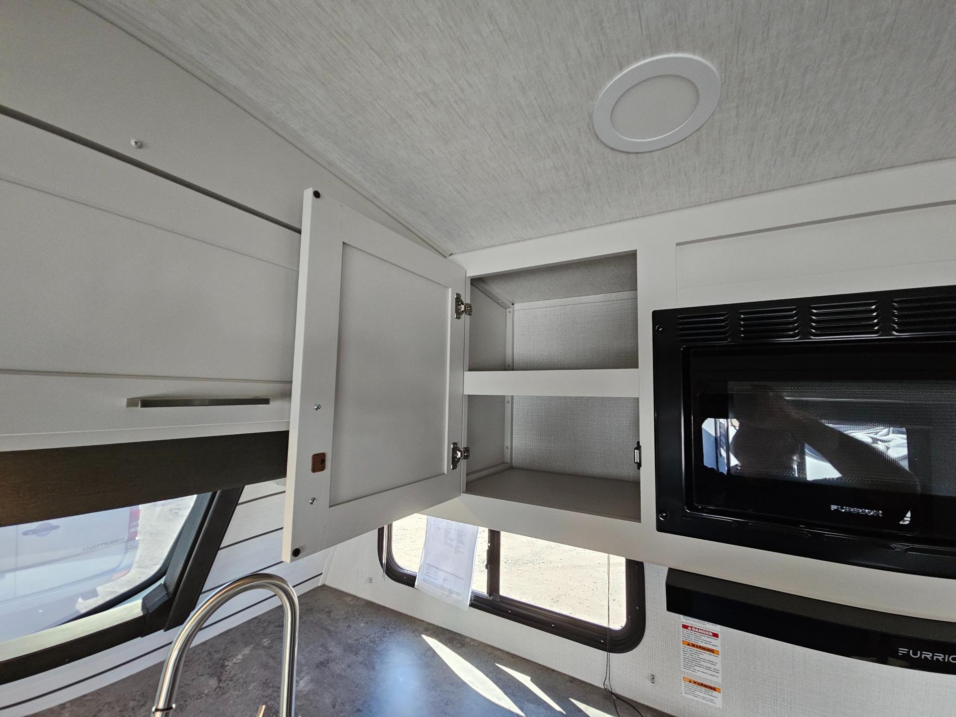 2025 Keystone RV 2025 Keystone RV Cougar Half-Ton - thumbnail 16