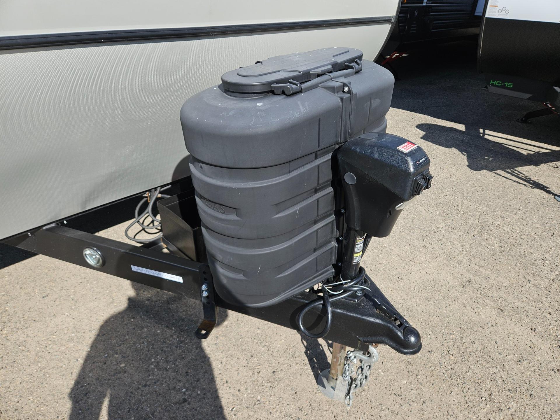 2025 Keystone RV 2025 Keystone RV Cougar Half-Ton - thumbnail 36