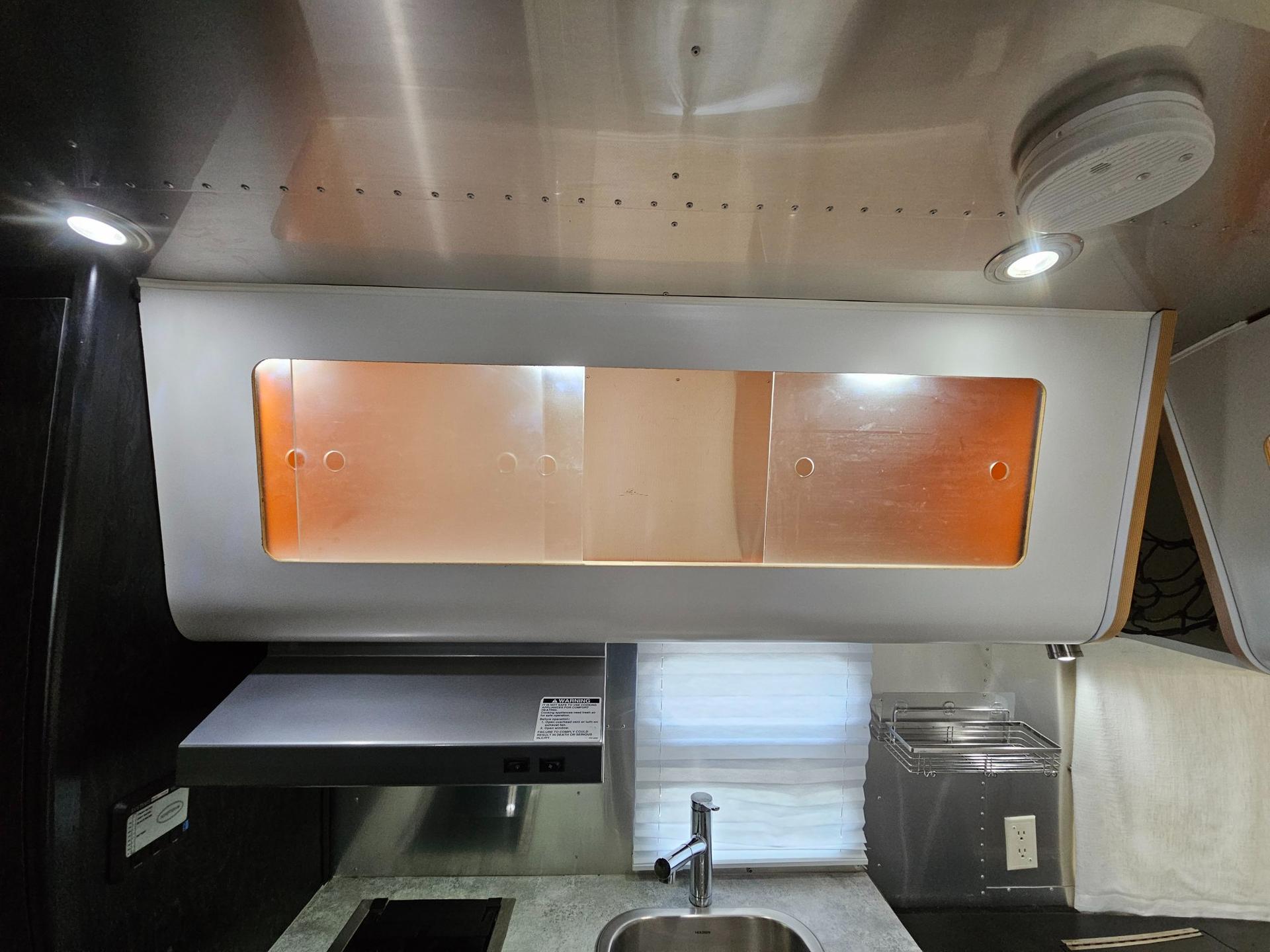 2004 Airstream 2004 Airstream International Bambi CCD - thumbnail 11