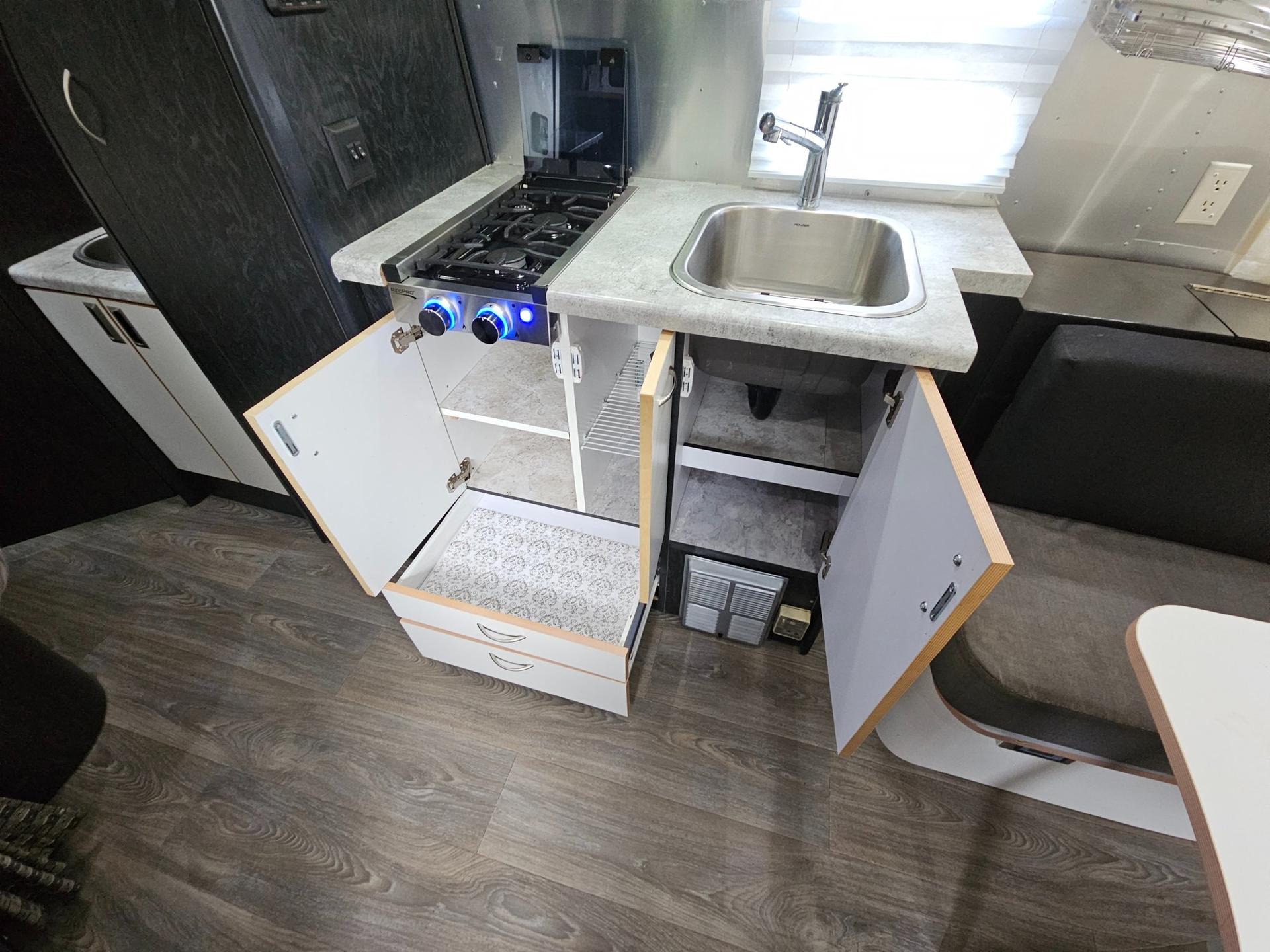 2004 Airstream 2004 Airstream International Bambi CCD - thumbnail 14