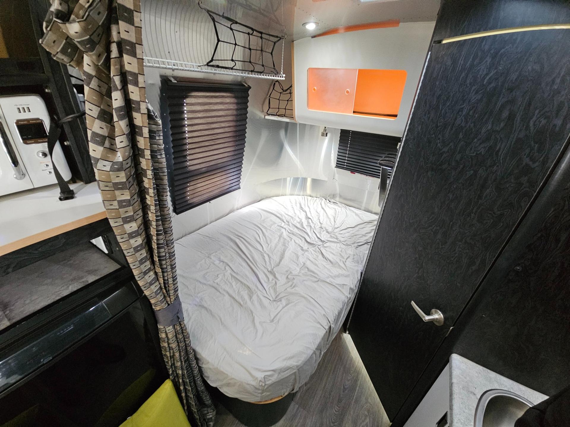 2004 Airstream 2004 Airstream International Bambi CCD - thumbnail 24