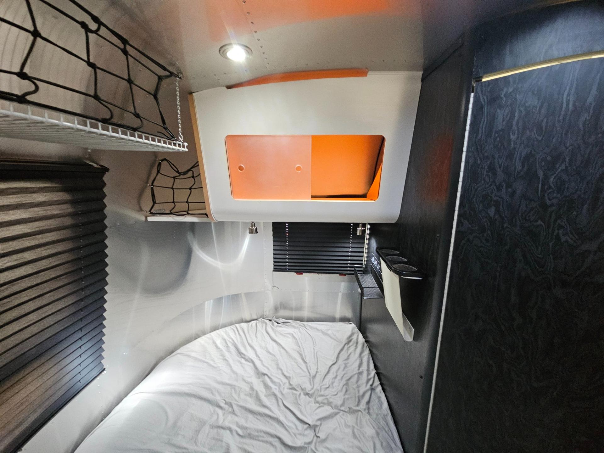 2004 Airstream 2004 Airstream International Bambi CCD - thumbnail 27