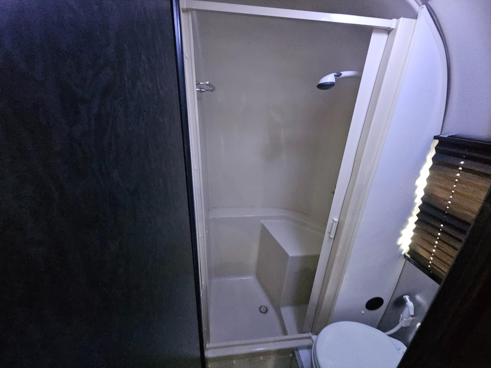 2004 Airstream 2004 Airstream International Bambi CCD - thumbnail 30