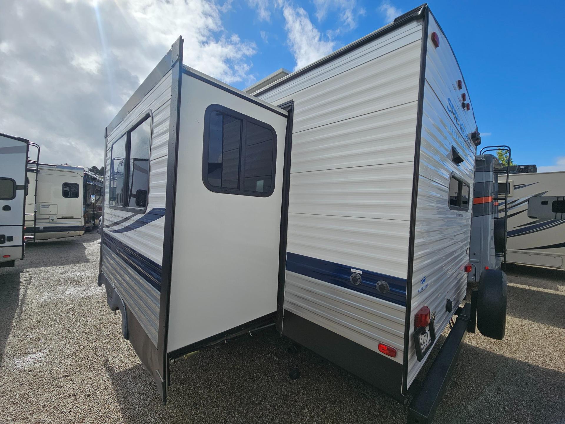 2023 Keystone RV 2023 Keystone RV Springdale - thumbnail 3