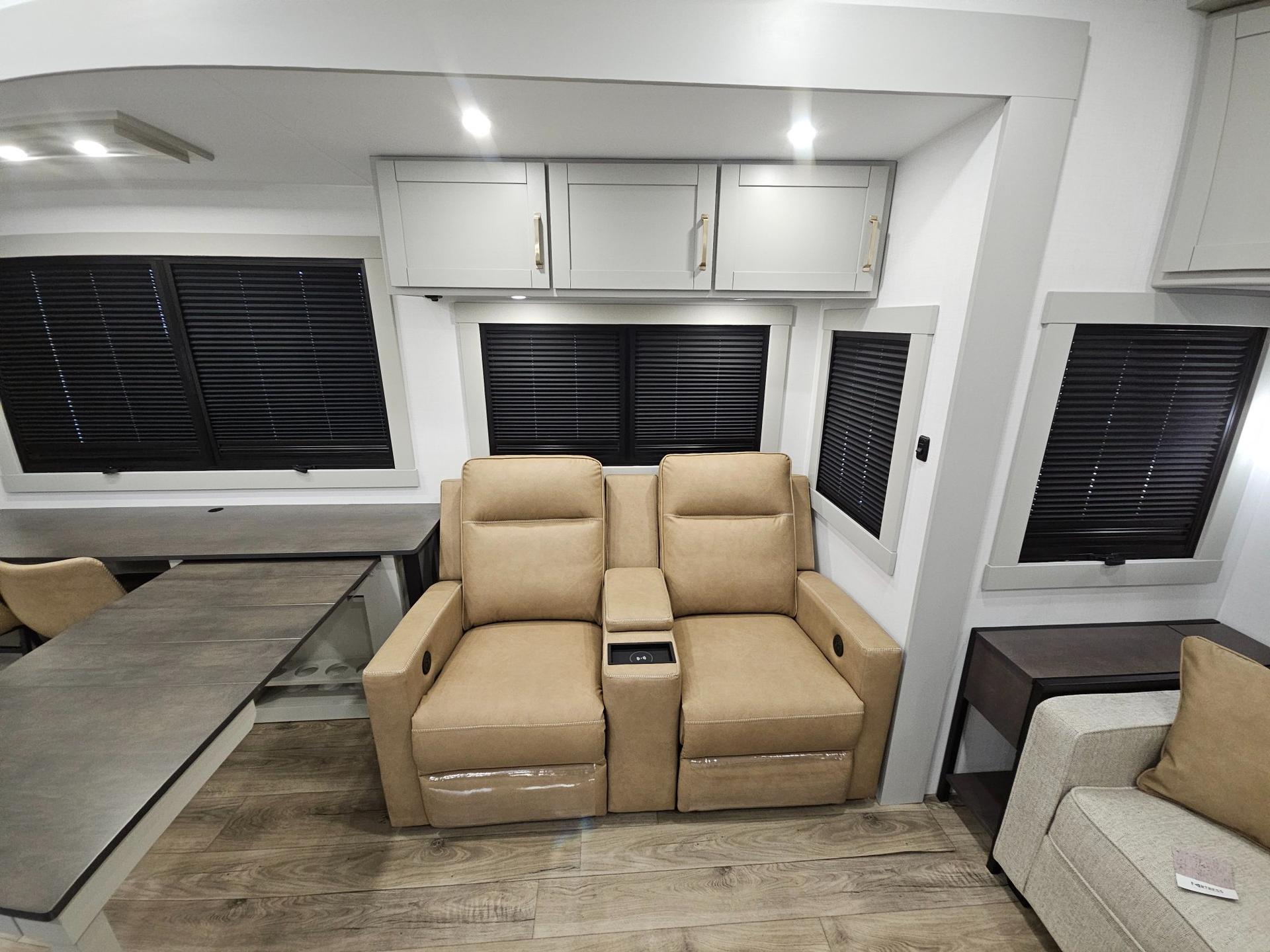 2026 Brinkley RV 2026 Brinkley RV Model Z - thumbnail 12