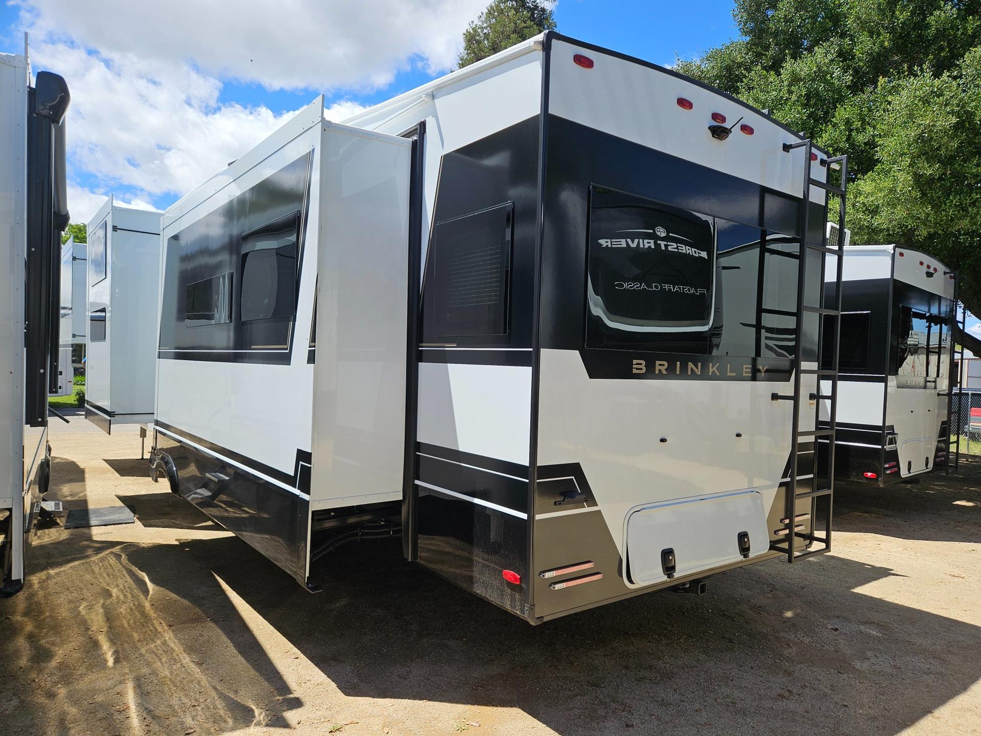 2026 Brinkley RV 2026 Brinkley RV Model Z - thumbnail 4